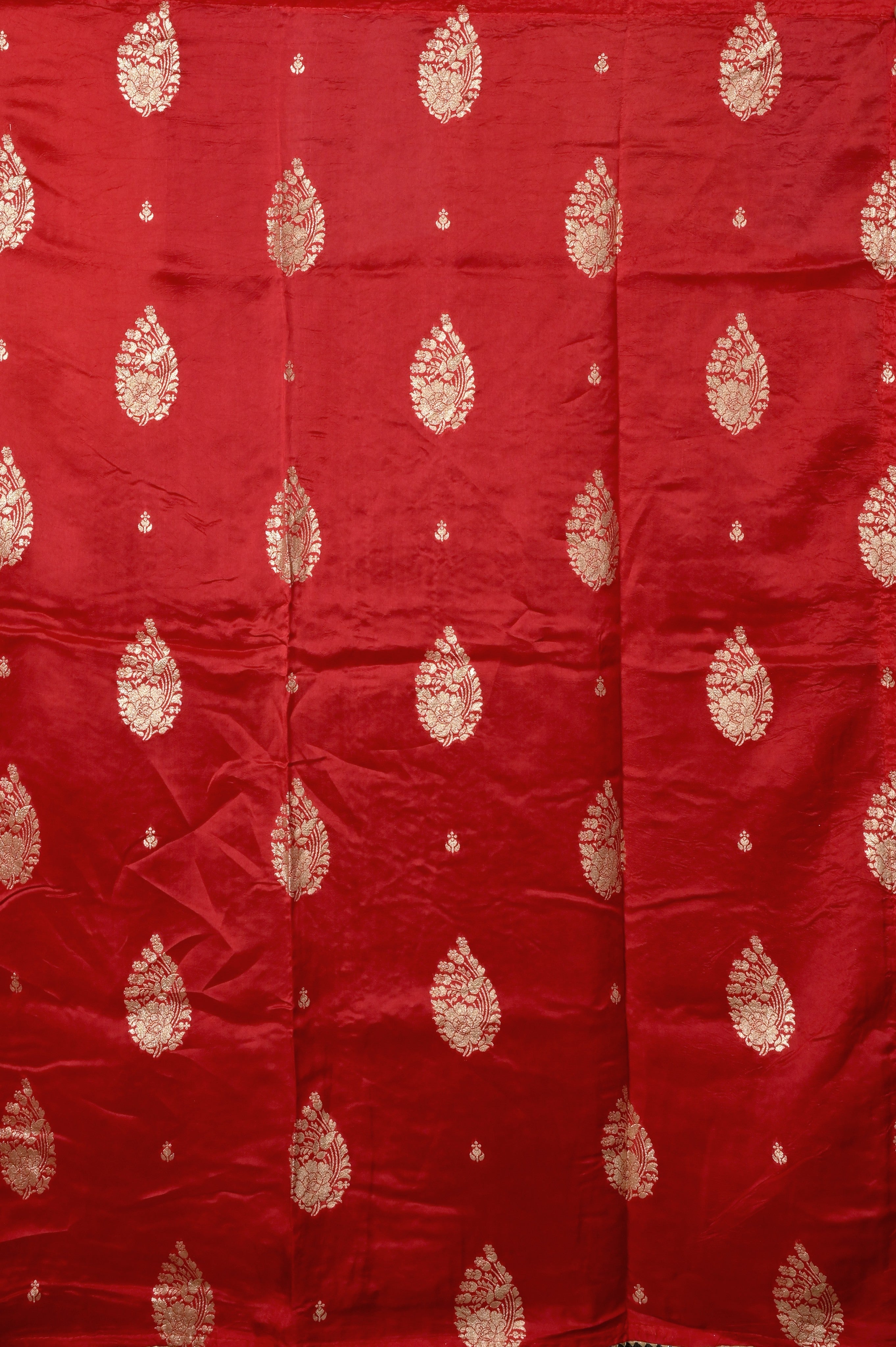Red Zariwork Dola Silk  Saree - Kajree