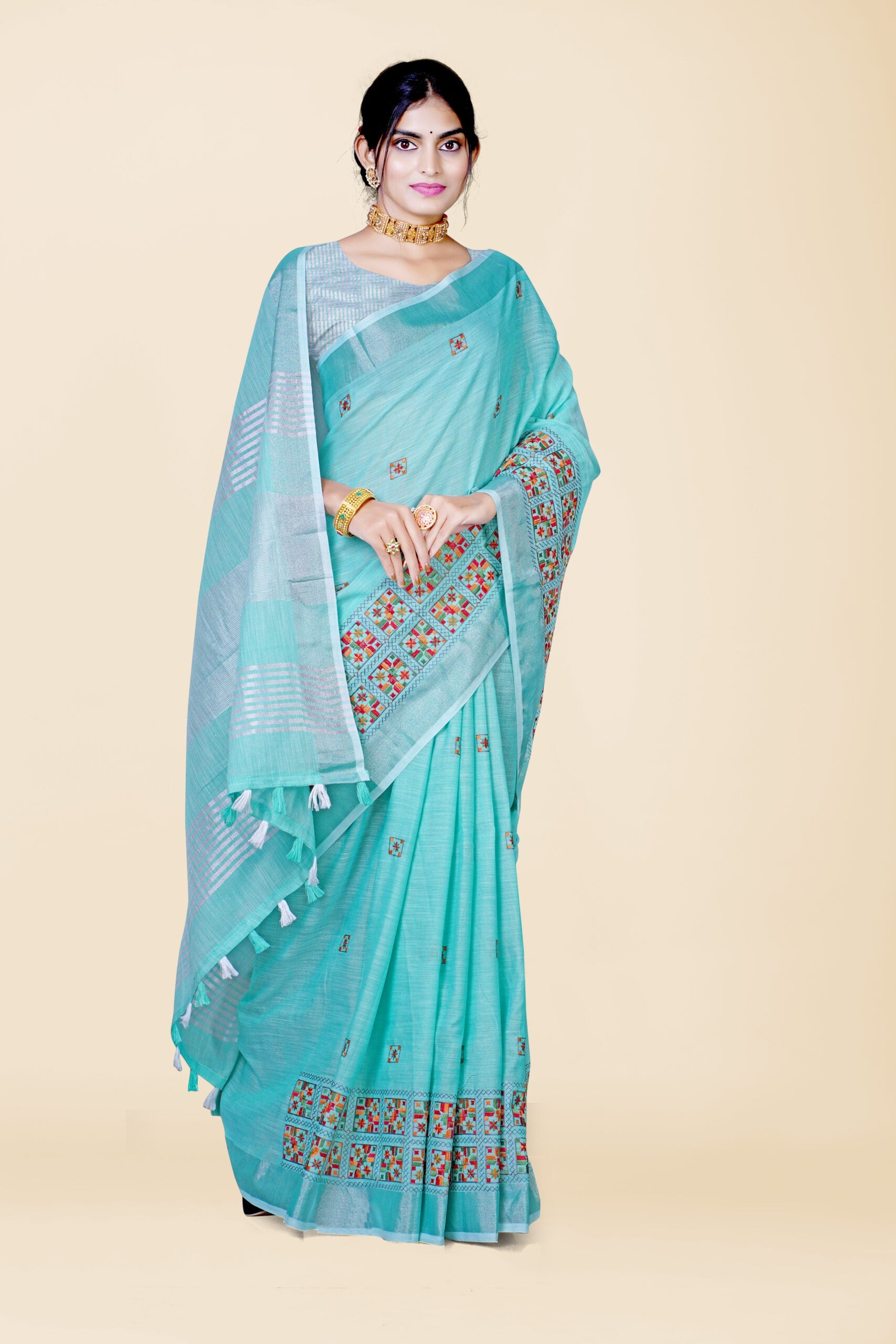 Sea Green Threadwork Linen Saree - KAJREE