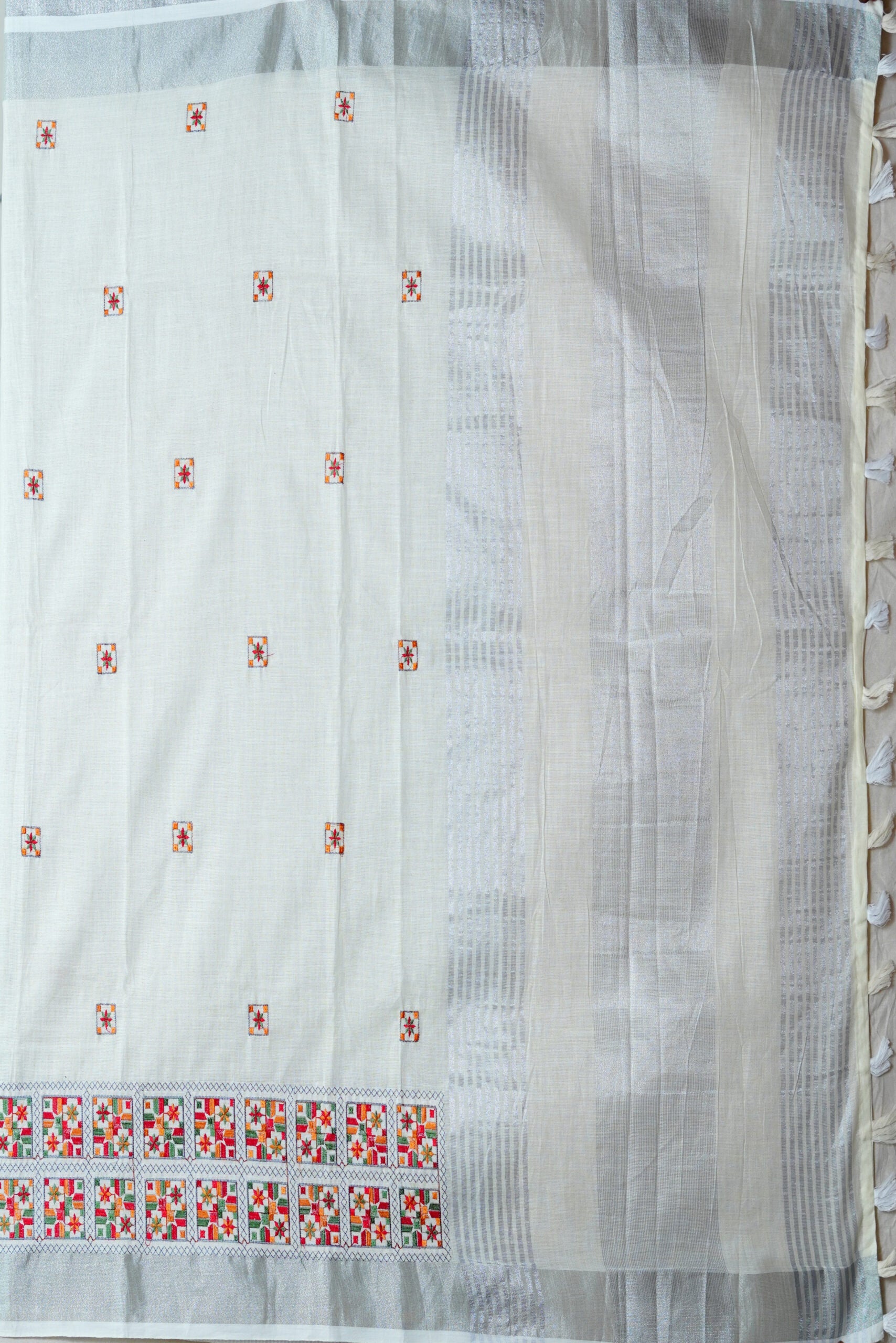 Grey Threadwork Semi Silk Saree 