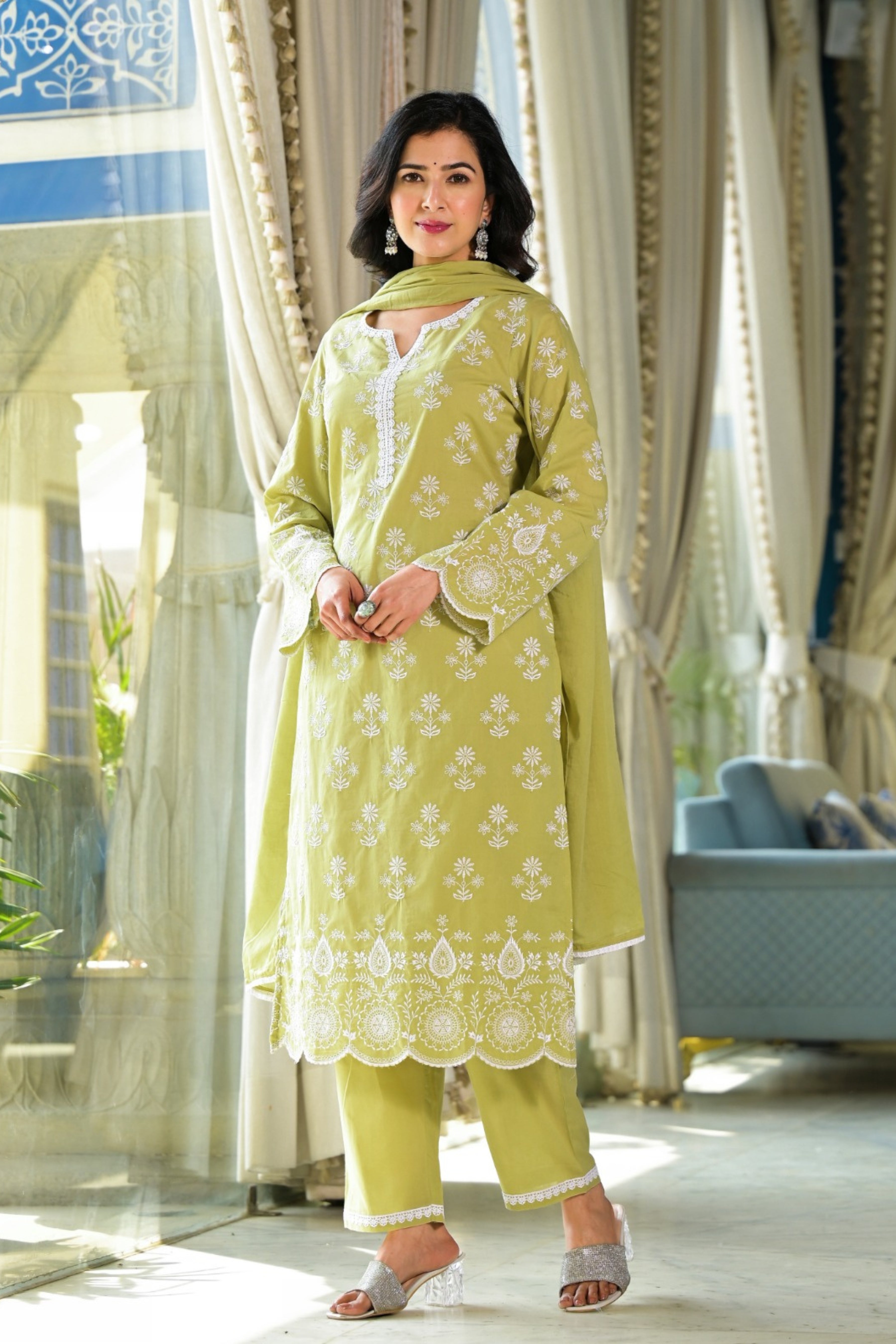 Olive green Threadwork Cotton Kurta Set 