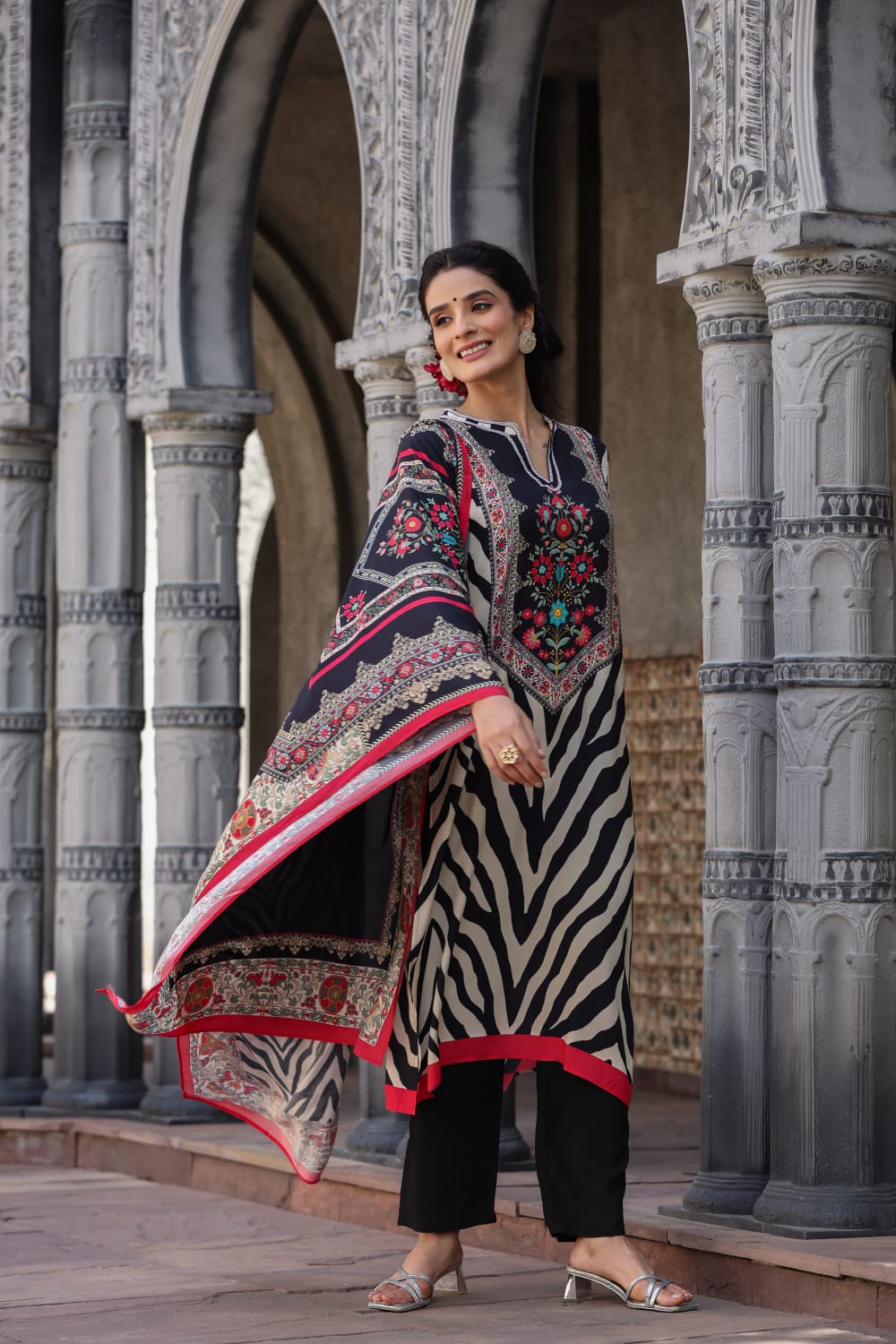 Black Block Printed Silk Kurta Set - Kajree