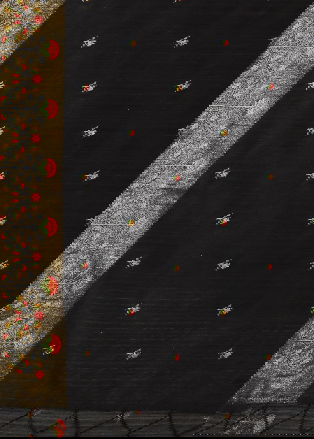 Black Threadwork Tussar Saree - KAJREE