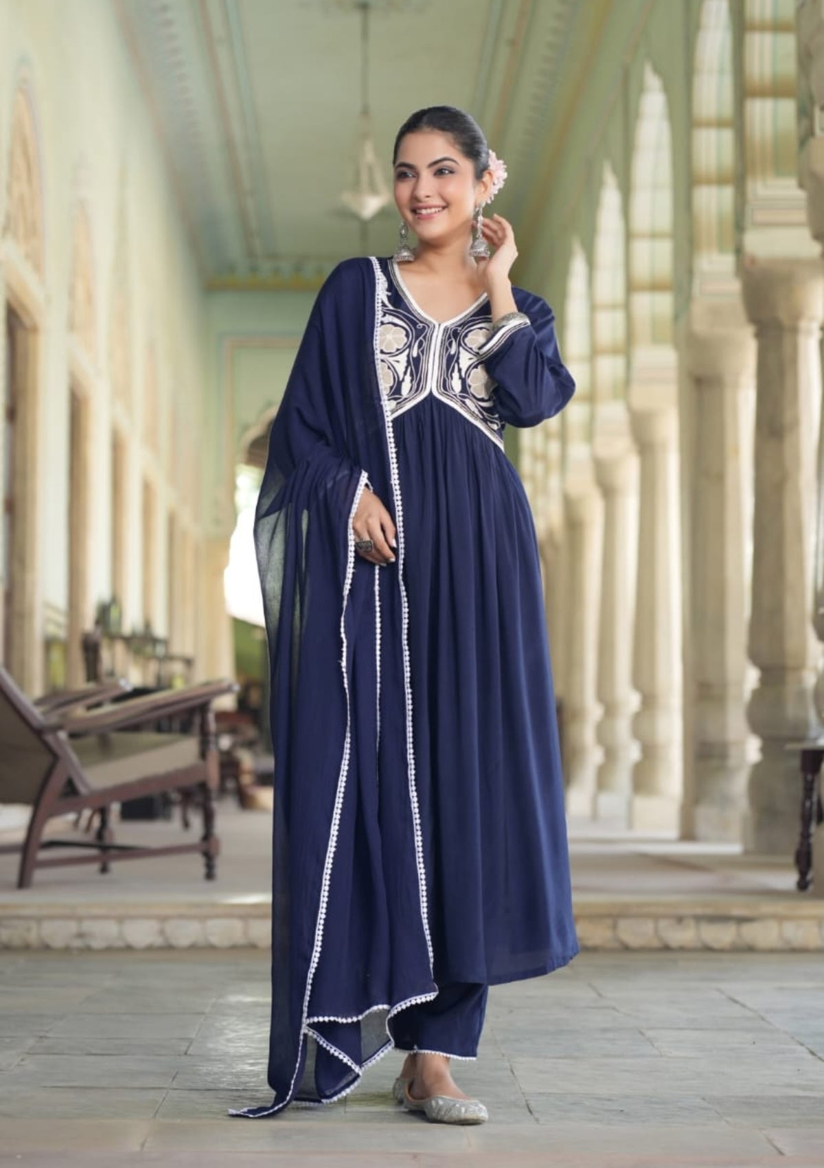 Blue Threadwork Woven Design Muslin Kurta Set - KAJREE
