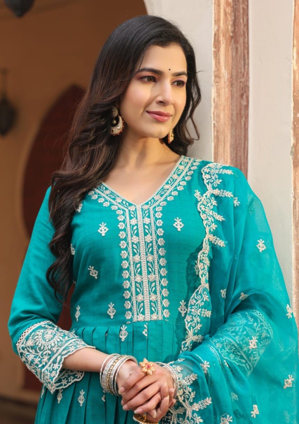 Blue Threadwork Rayon Dobby Kurta Set - KAJREE