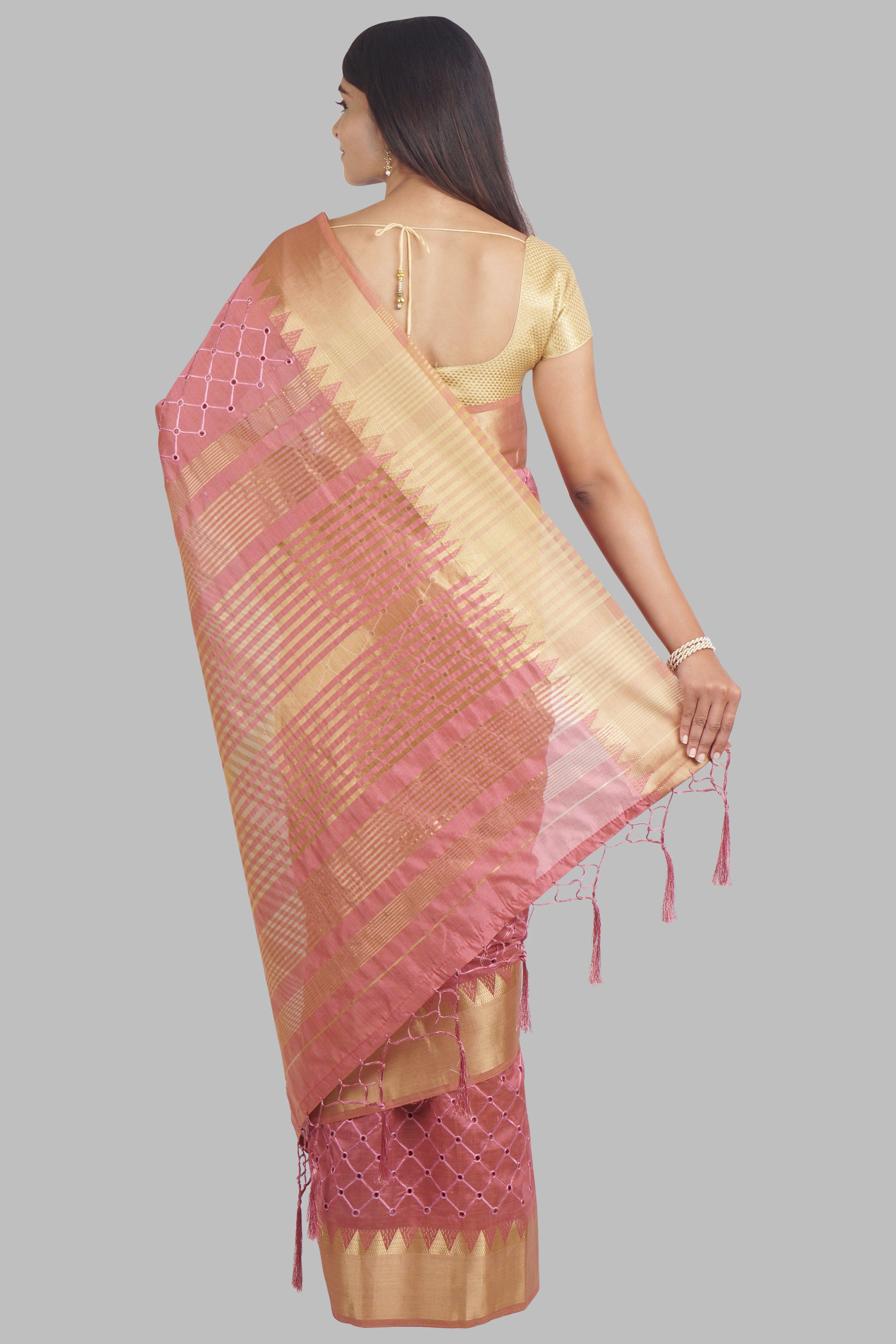 Peach Threadwork Linen Saree - KAJREE