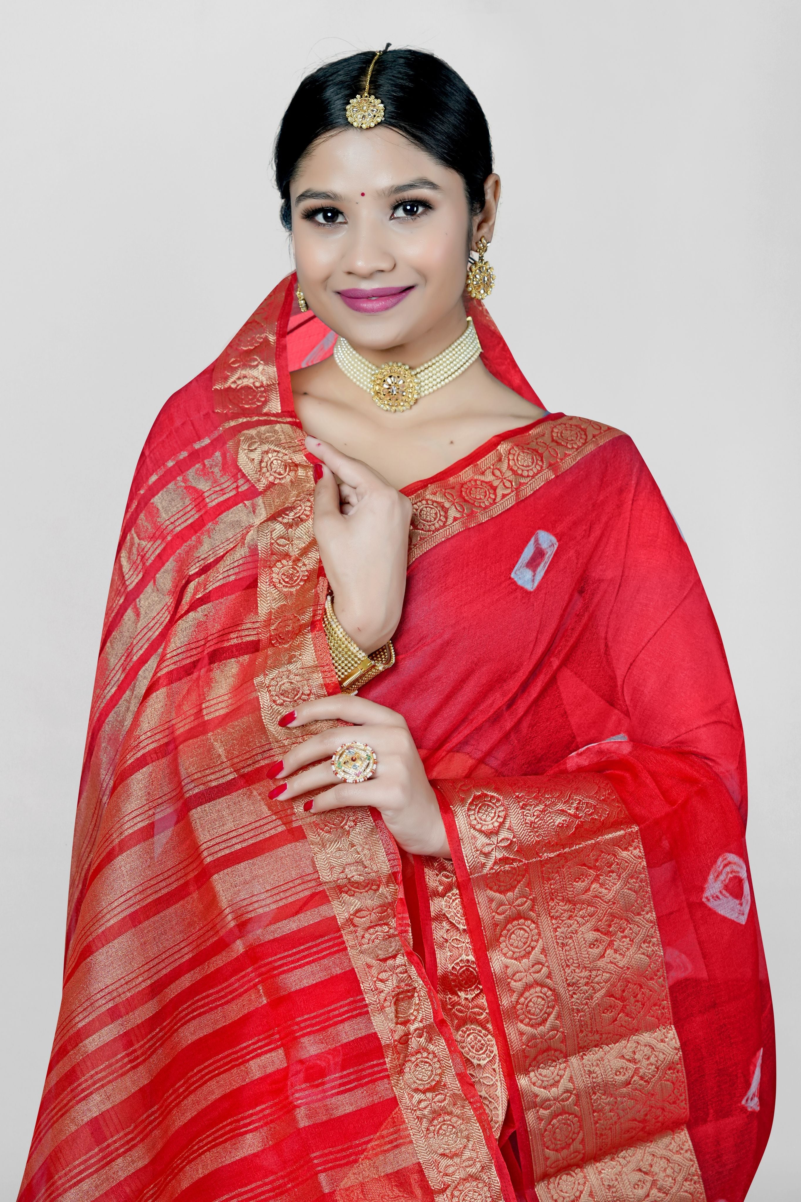 Red Threadwork Cotton Saree - Kajree