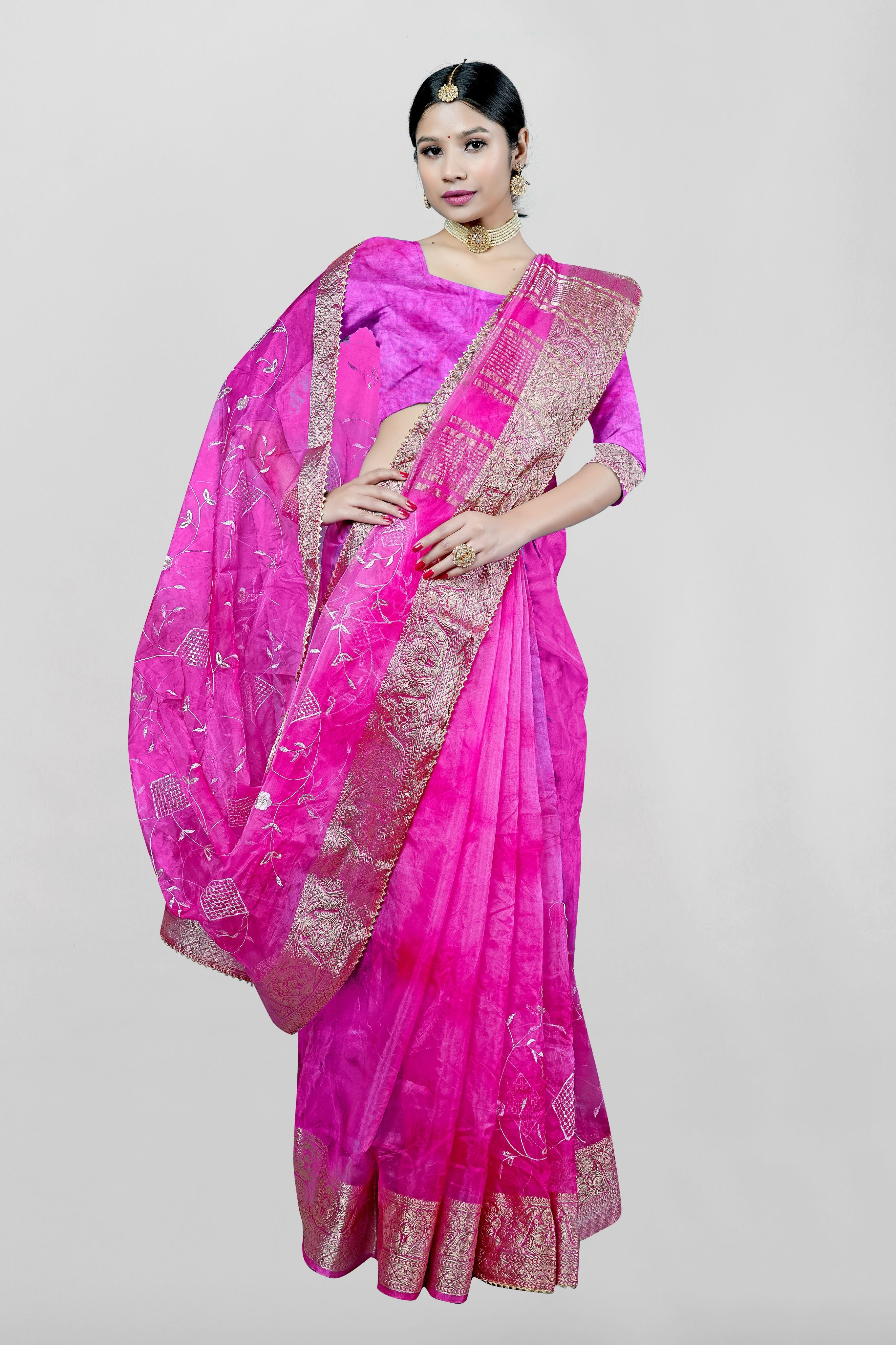 Pink Threadwork Chiffon Saree - Kajree