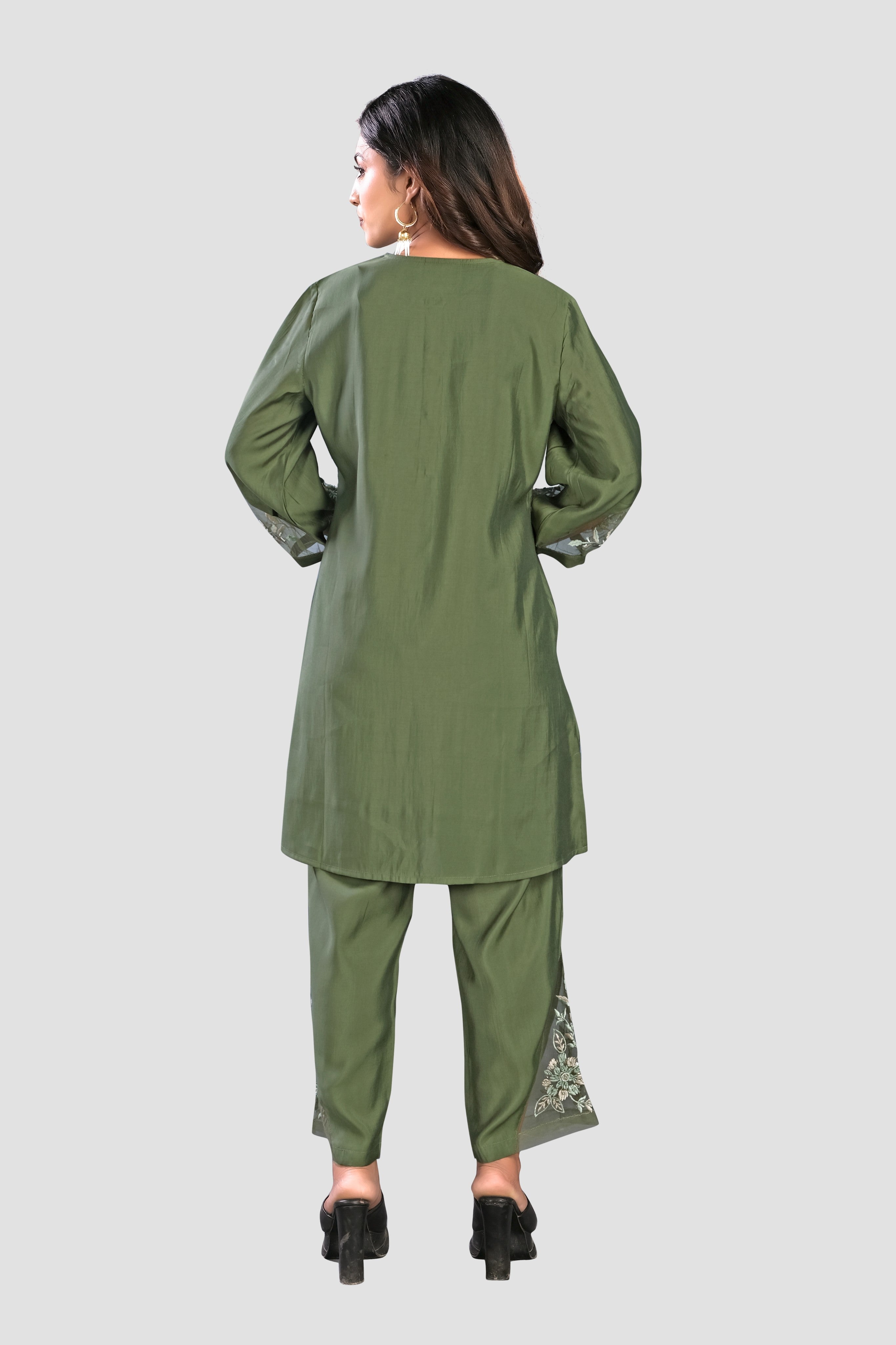 Mehendi Green threadwork Muslin Co-ord set 