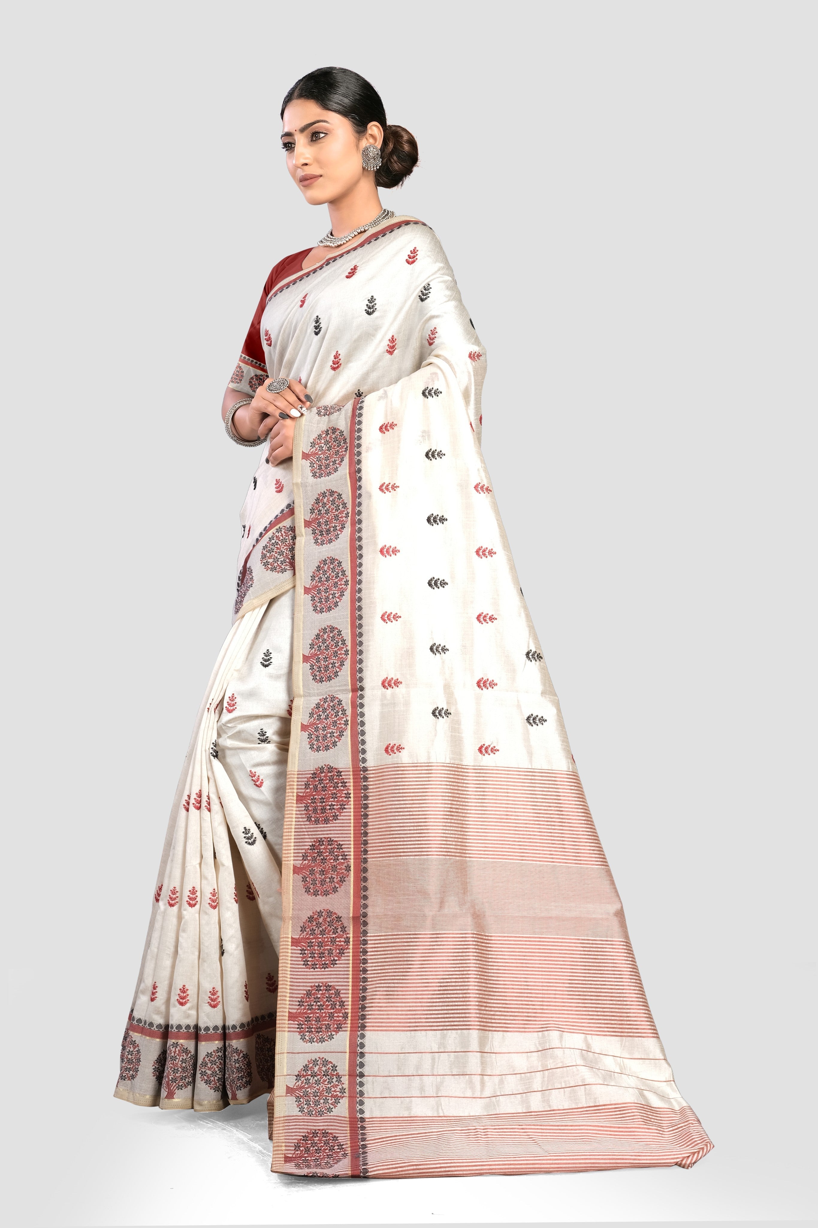 Cream Threadwork Semi Silk Saree 