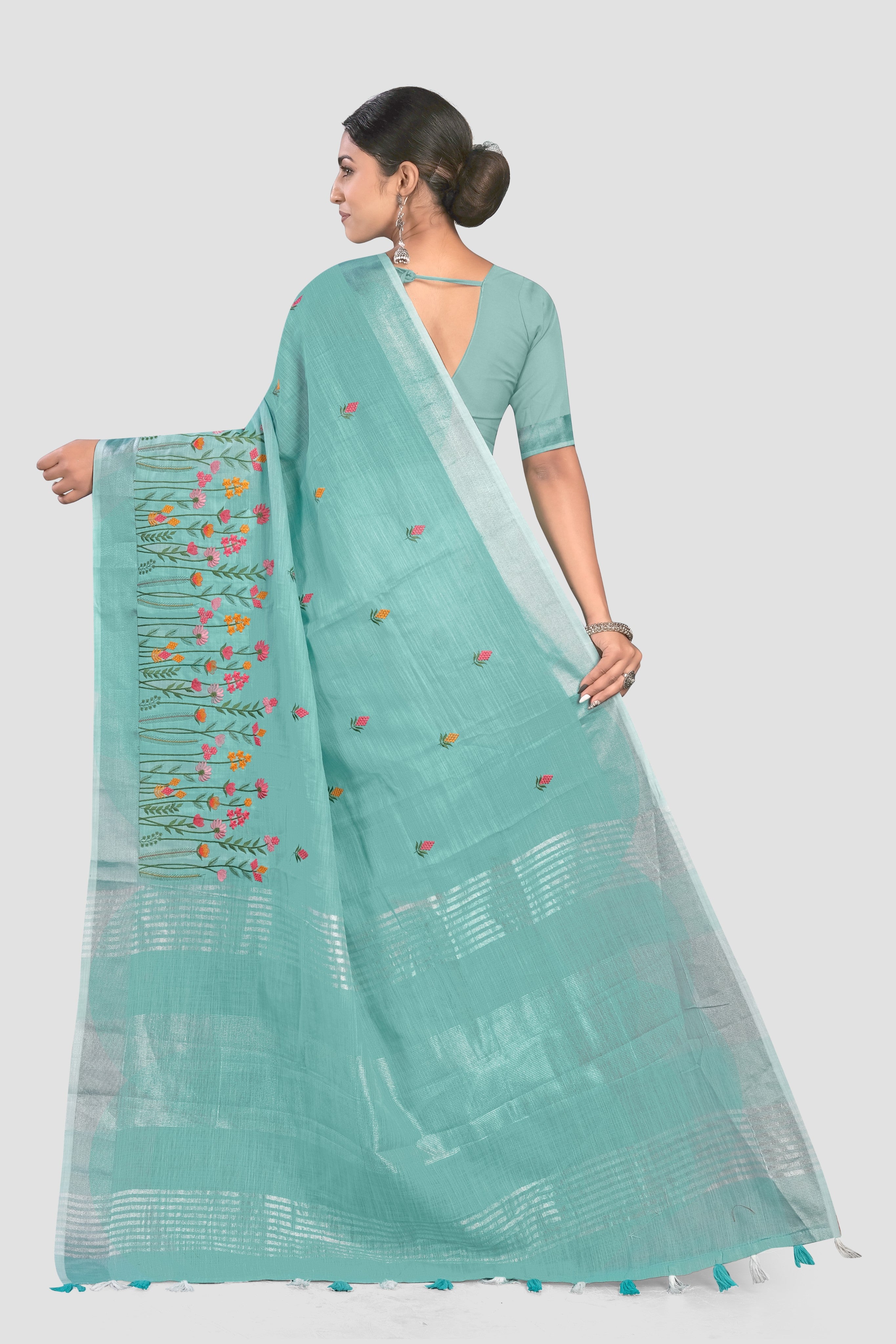 Sea Green Threadwork Linen Saree - KAJREE