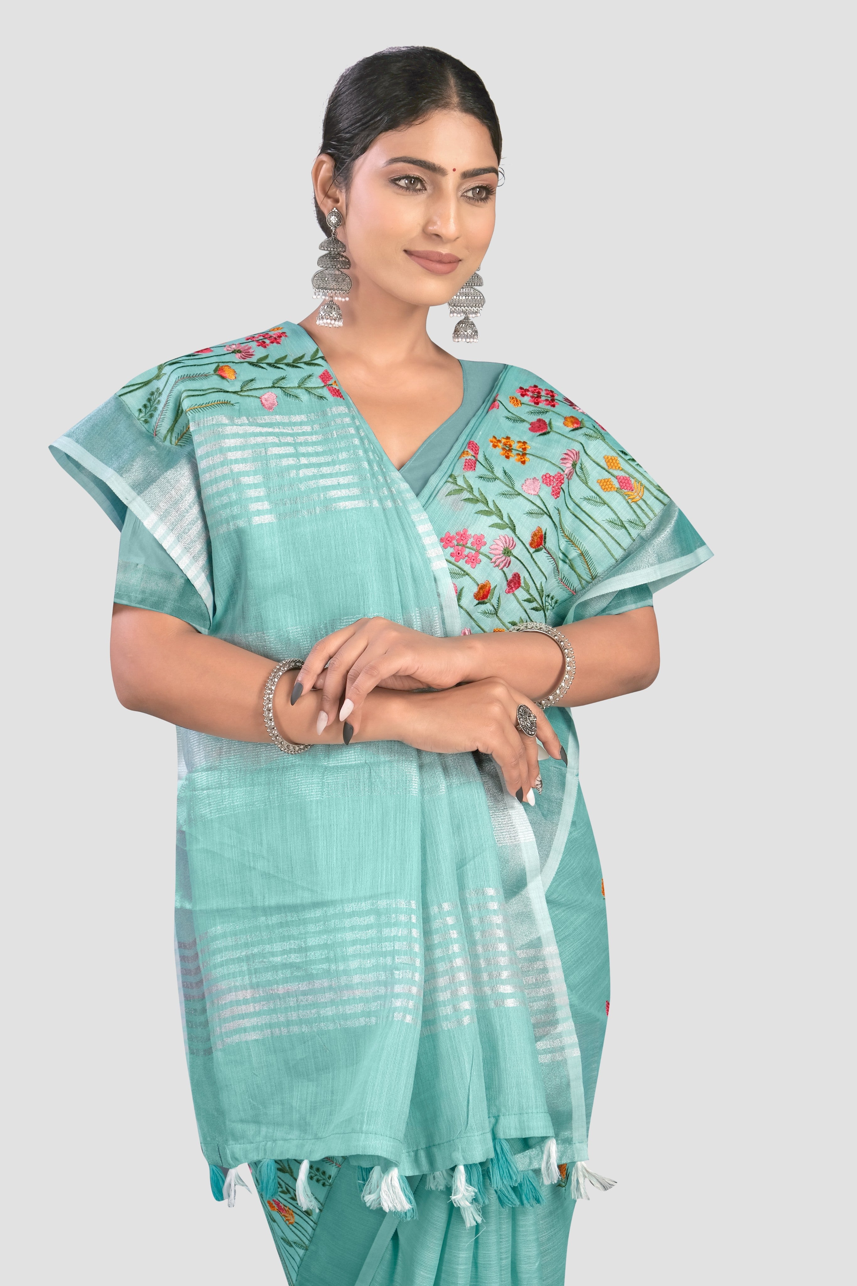 Sea Green Threadwork Linen Saree - KAJREE