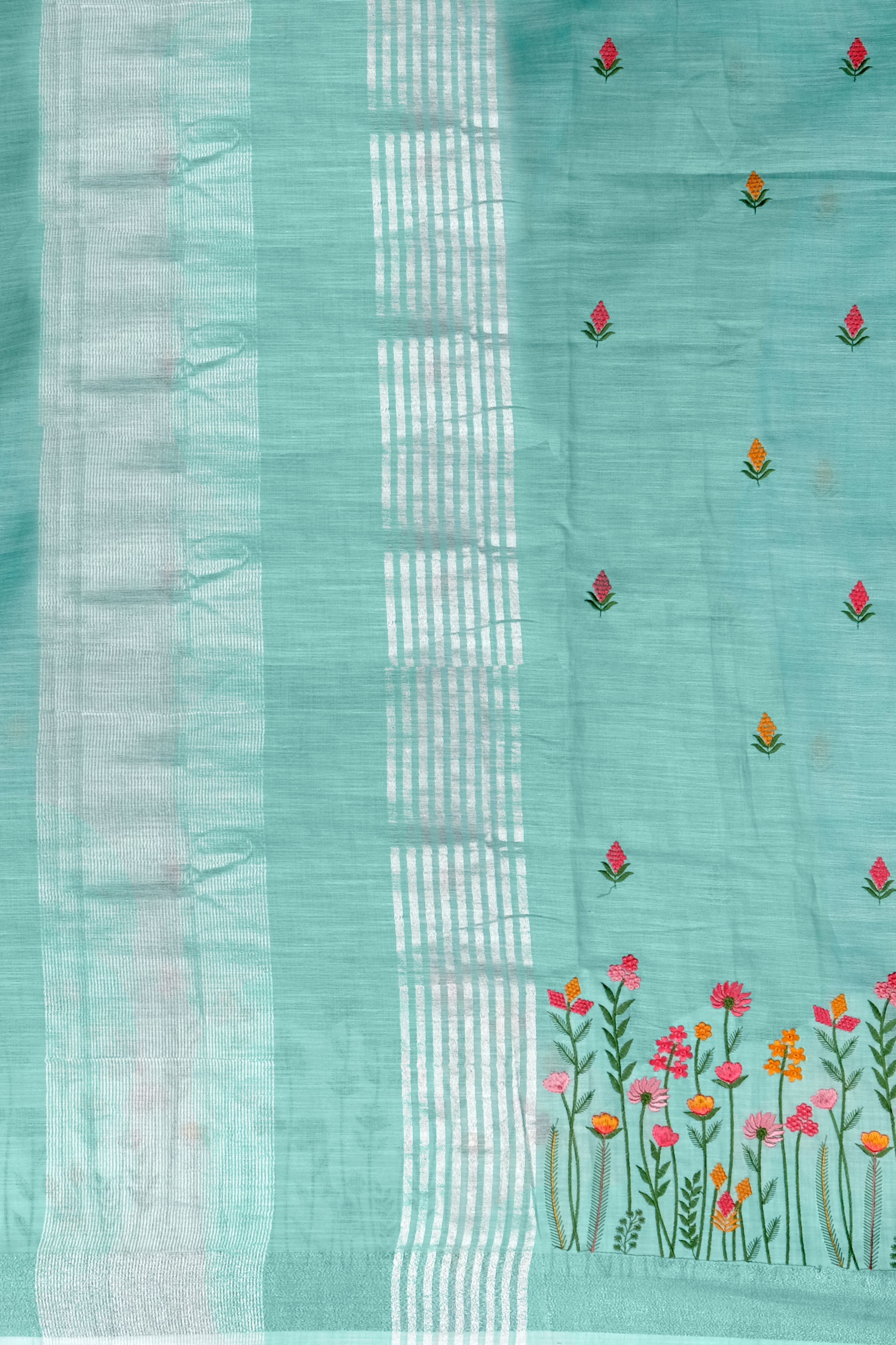 Sea Green Threadwork Linen Saree - KAJREE