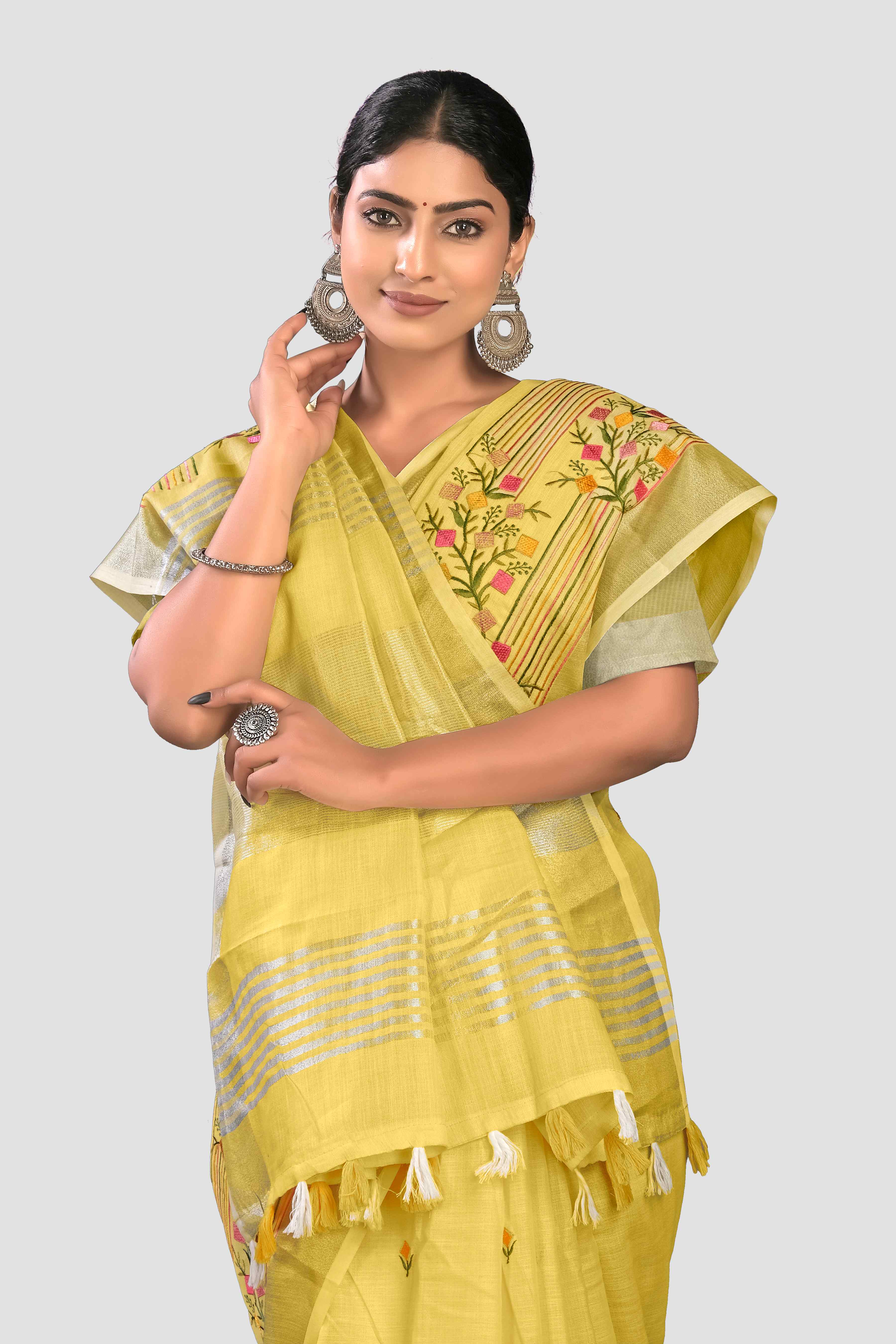 Cream Yellow Threadwork Linen Saree 