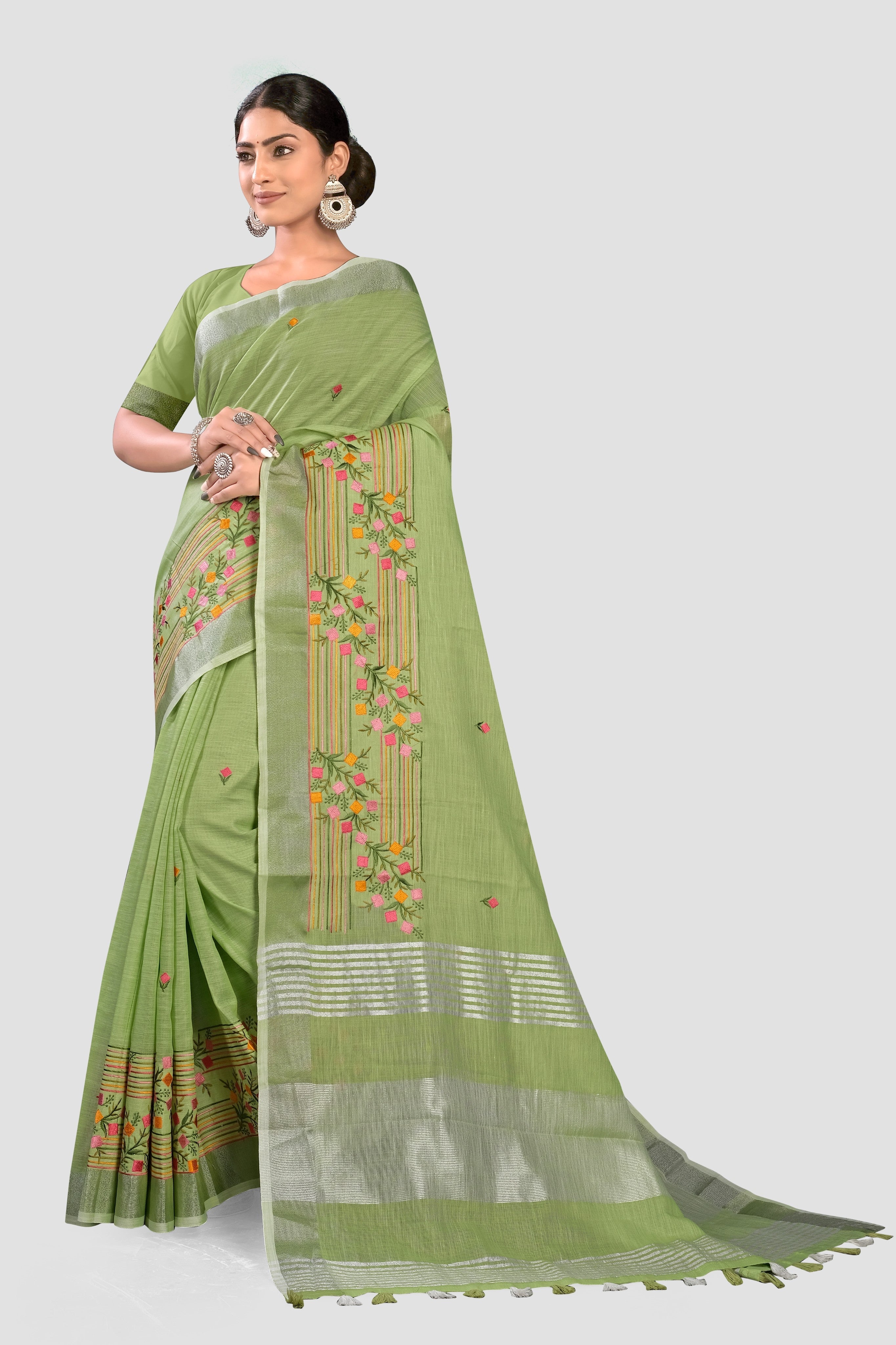 Sea Green Threadwork Linen Saree 