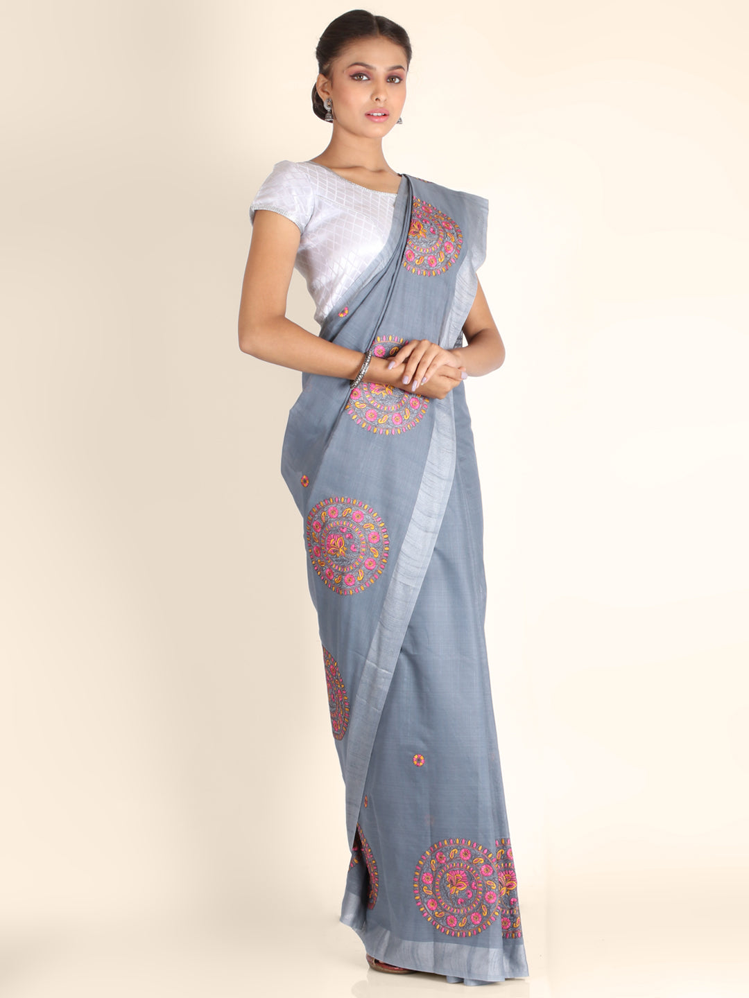 Grey Threadwork Linen Saree 