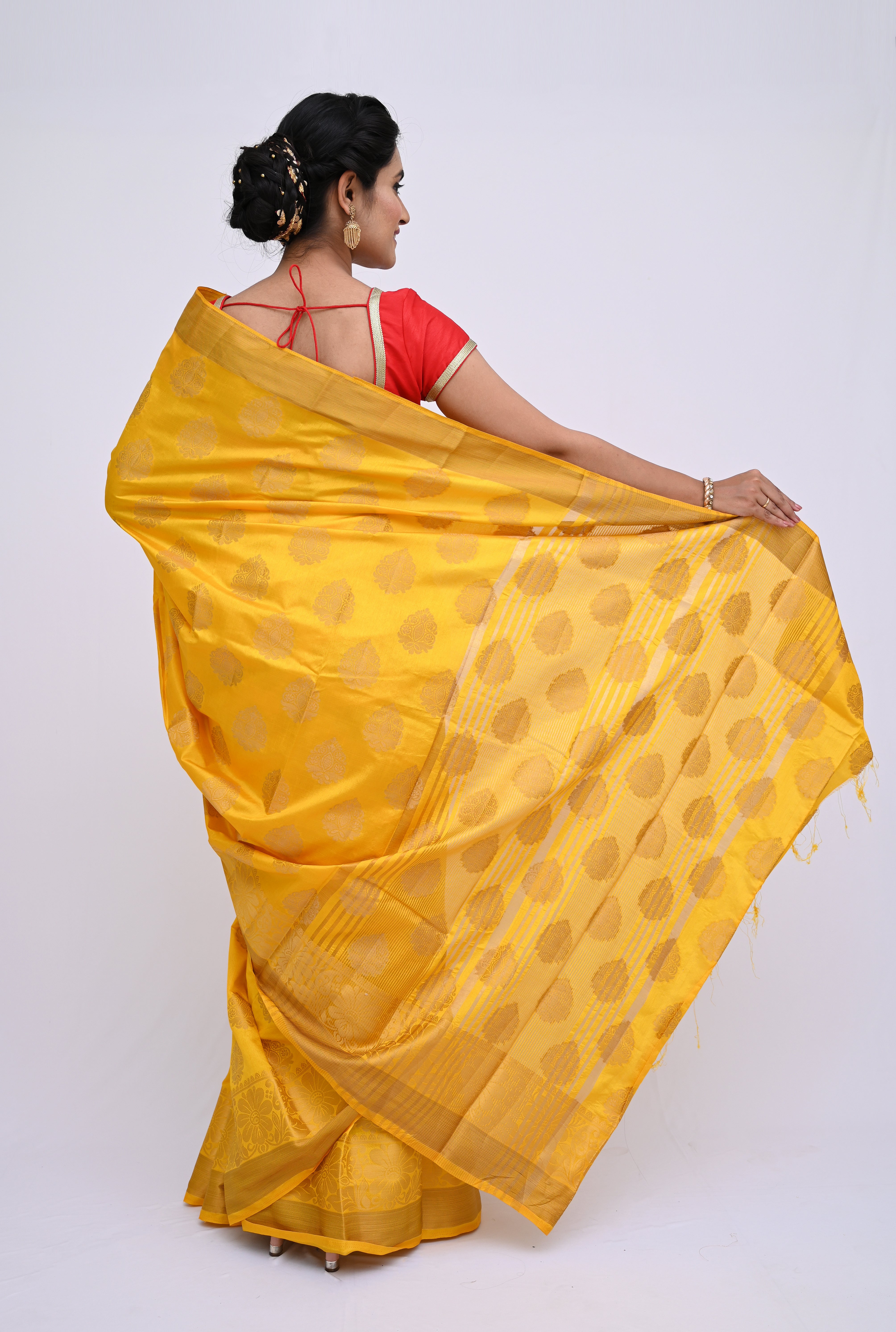 Yellow Zariwork Raw Silk Saree 