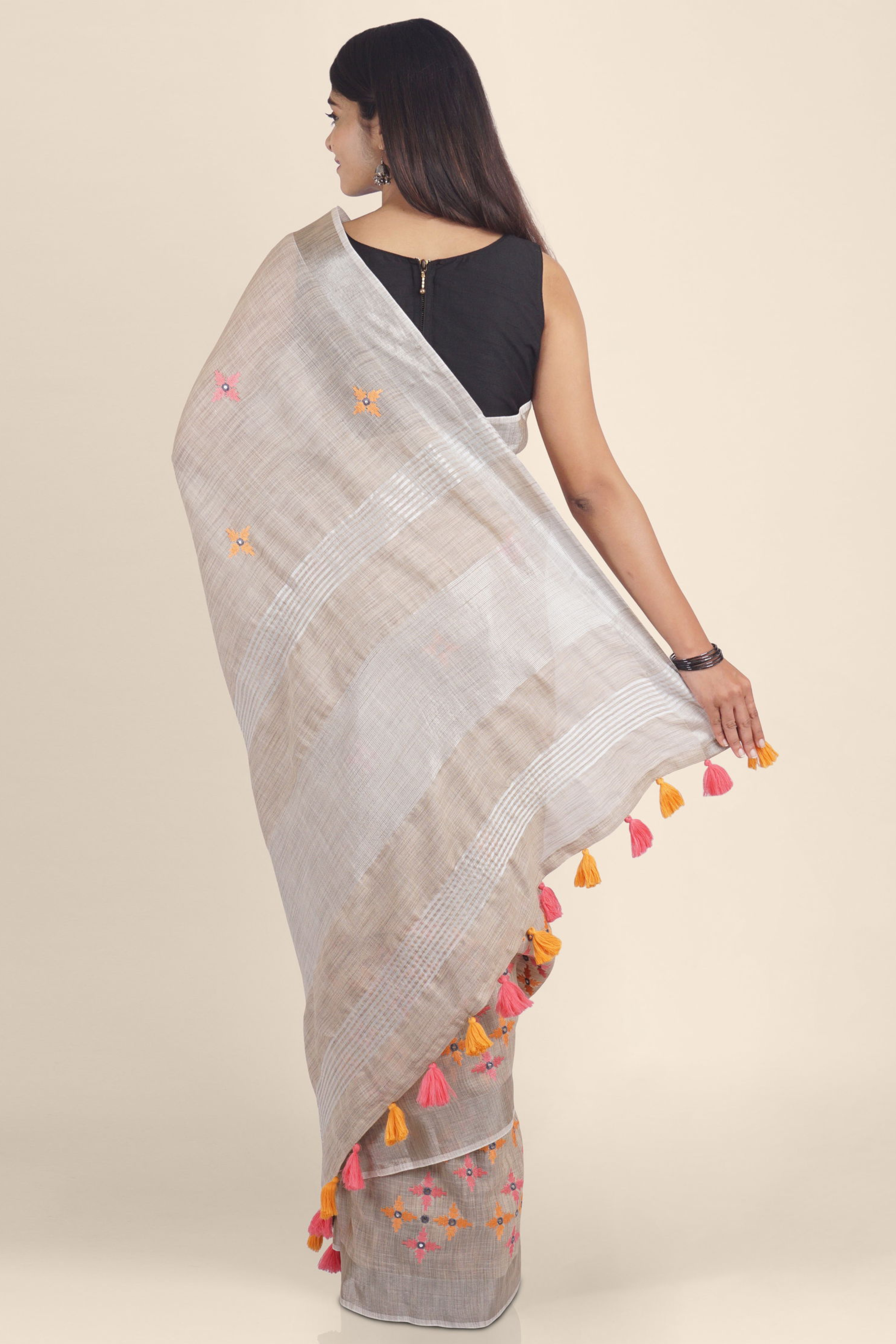 Beige Threadwork Linen Saree - KAJREE