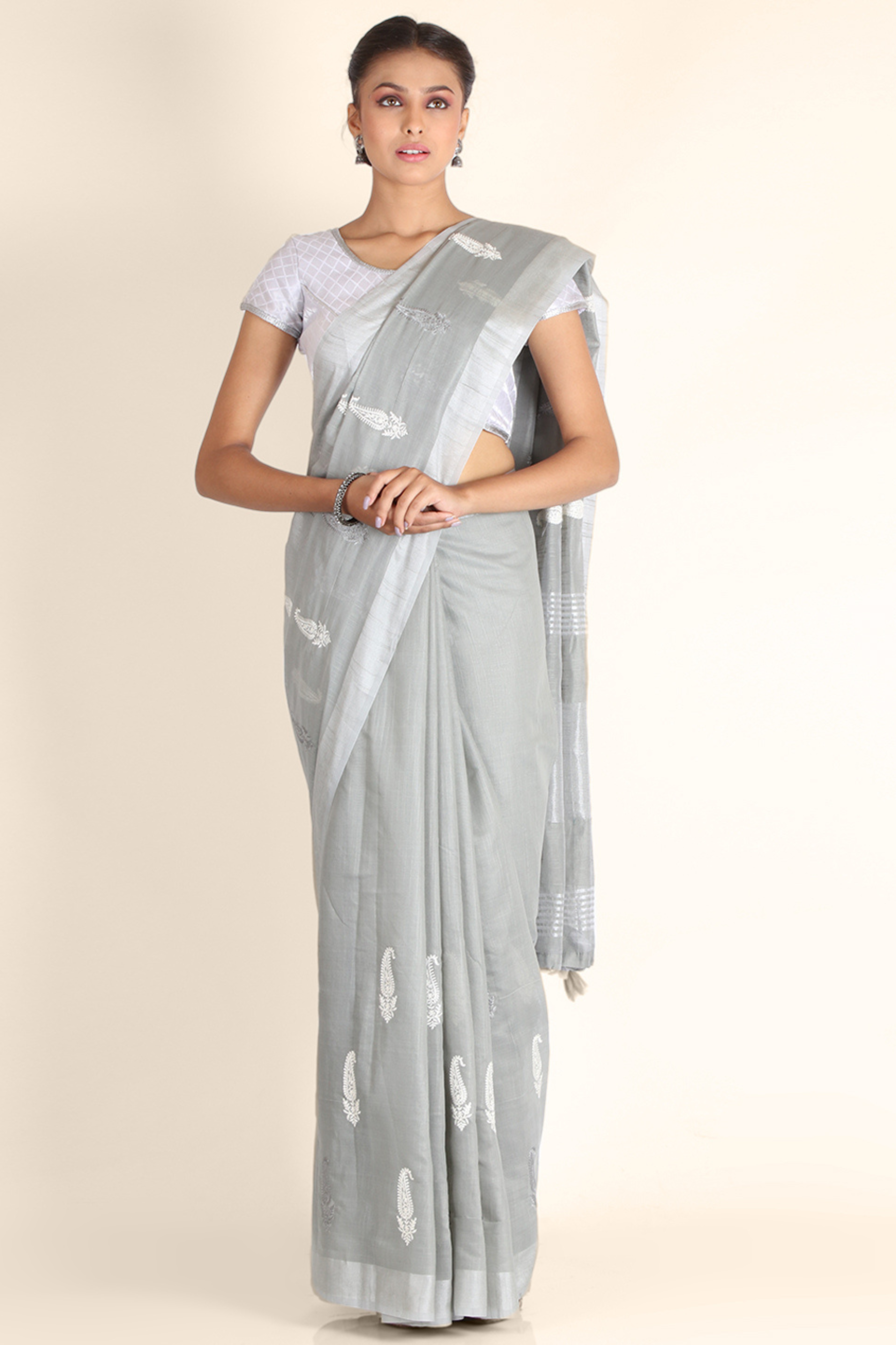 Grey Threadwork Linen Saree 