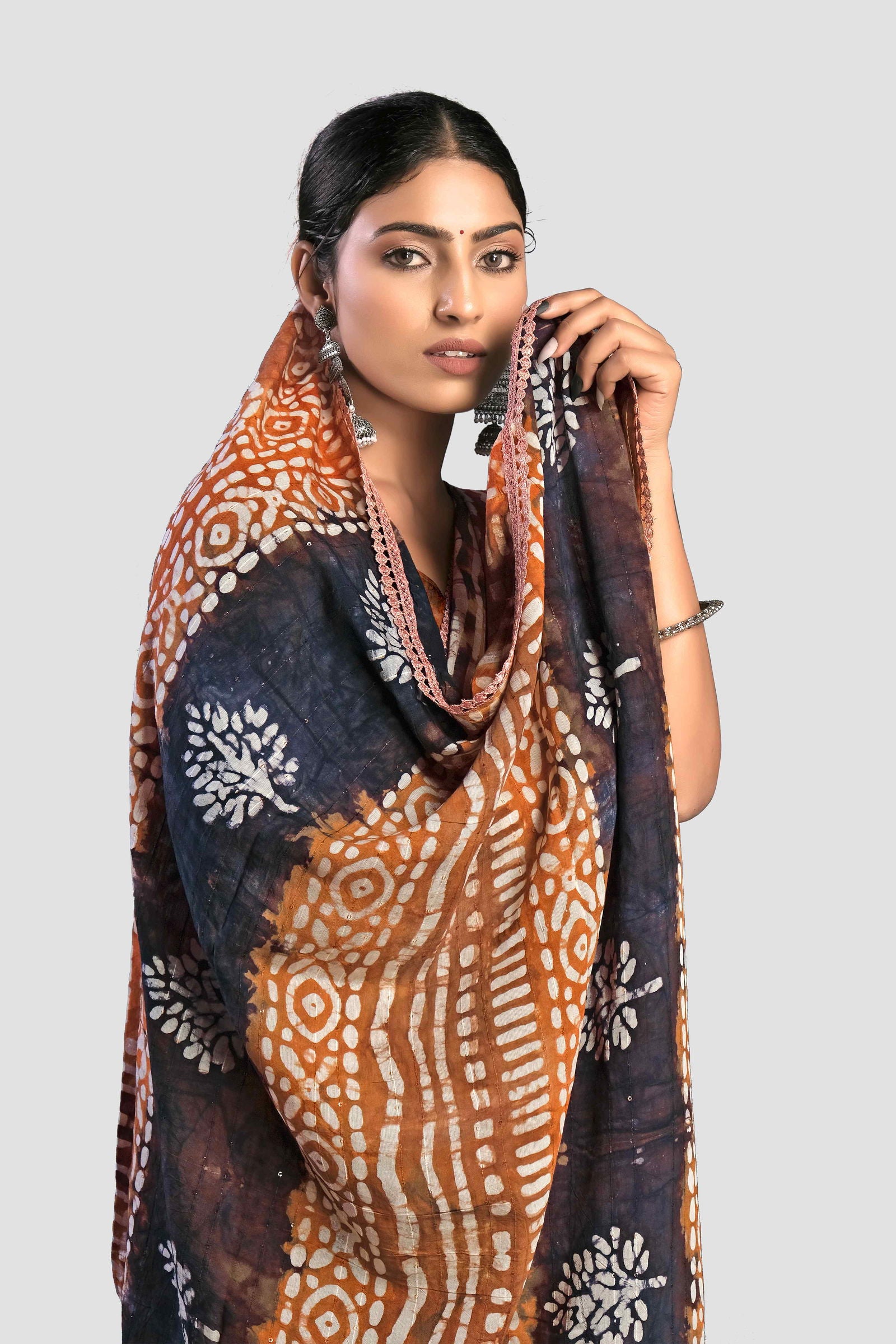 Brown Shibori Cotton Saree - KAJREE