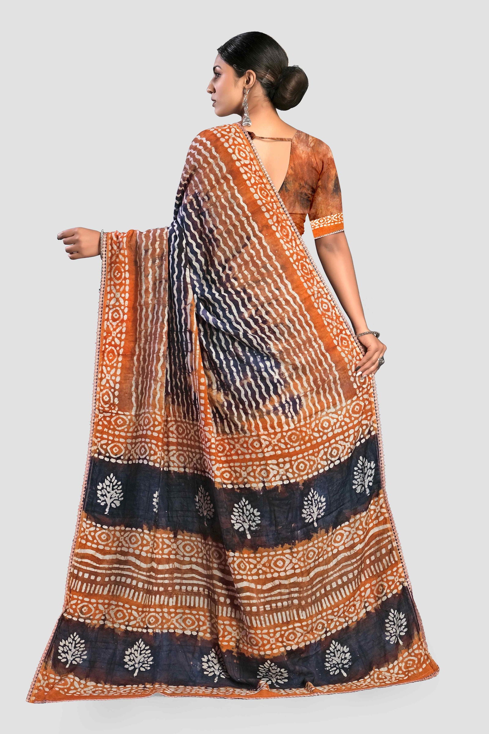 Brown Shibori Cotton Saree - KAJREE