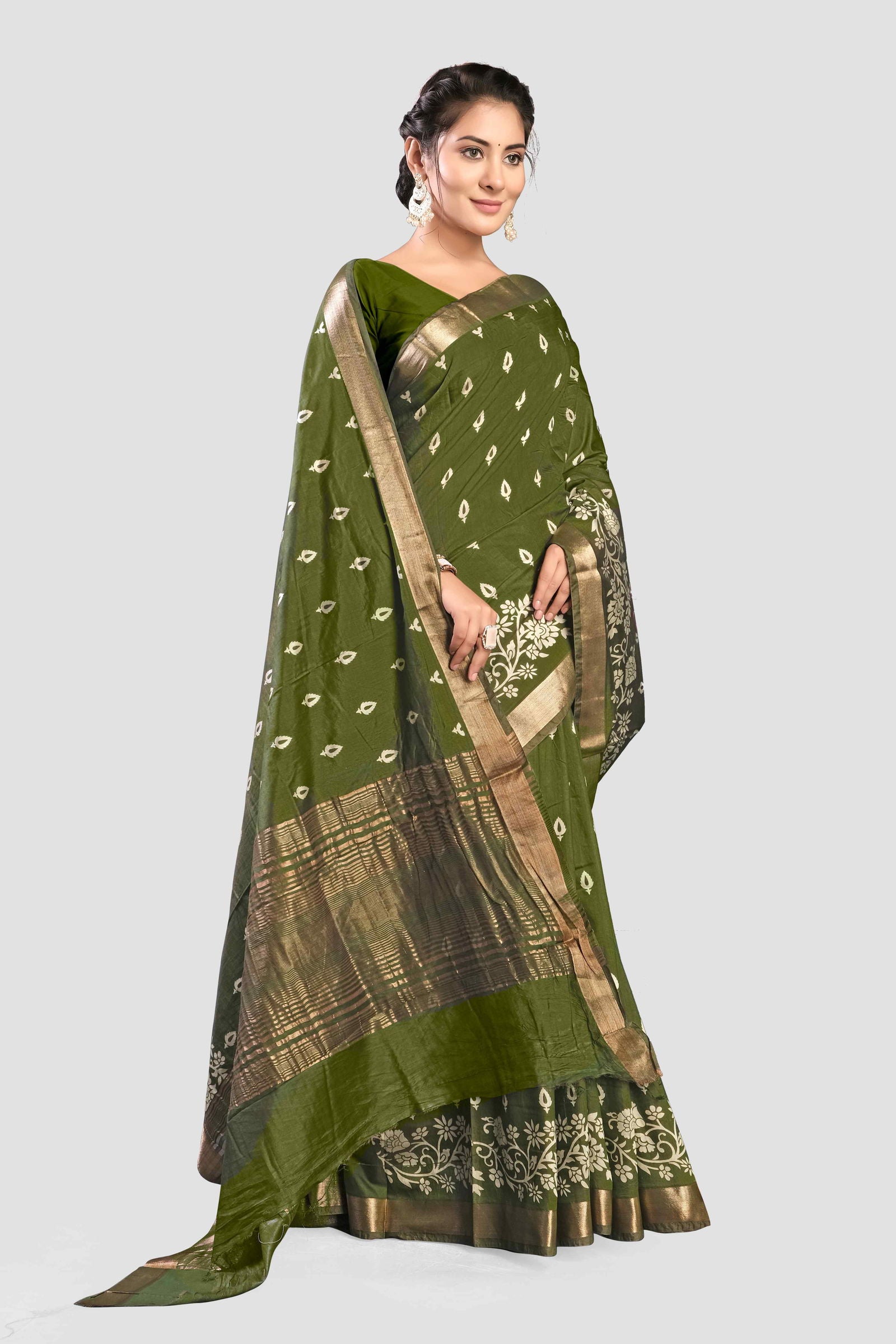 Green Threadwork Cotton Saree - KAJREE