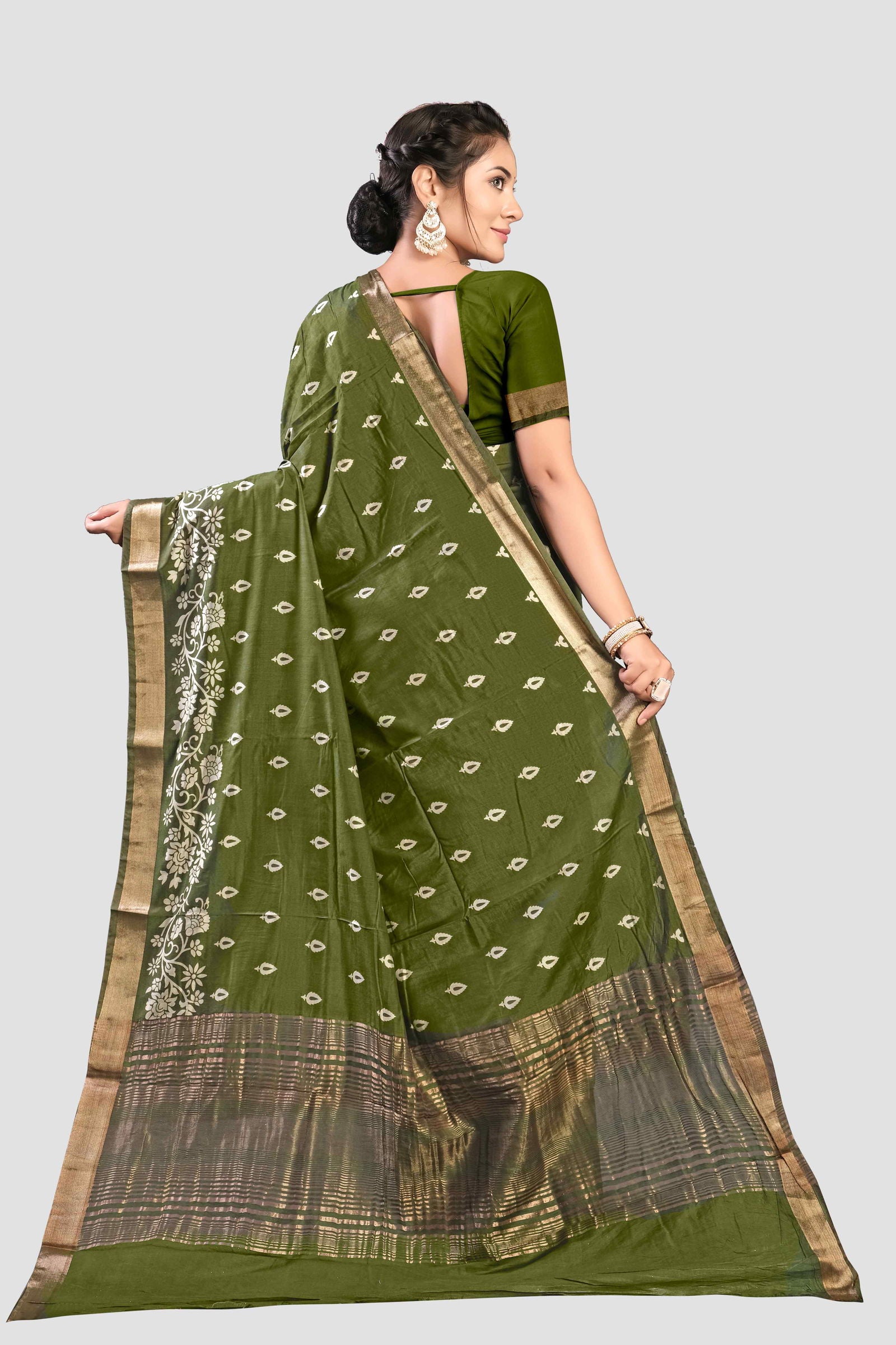 Green Threadwork Cotton Saree - KAJREE