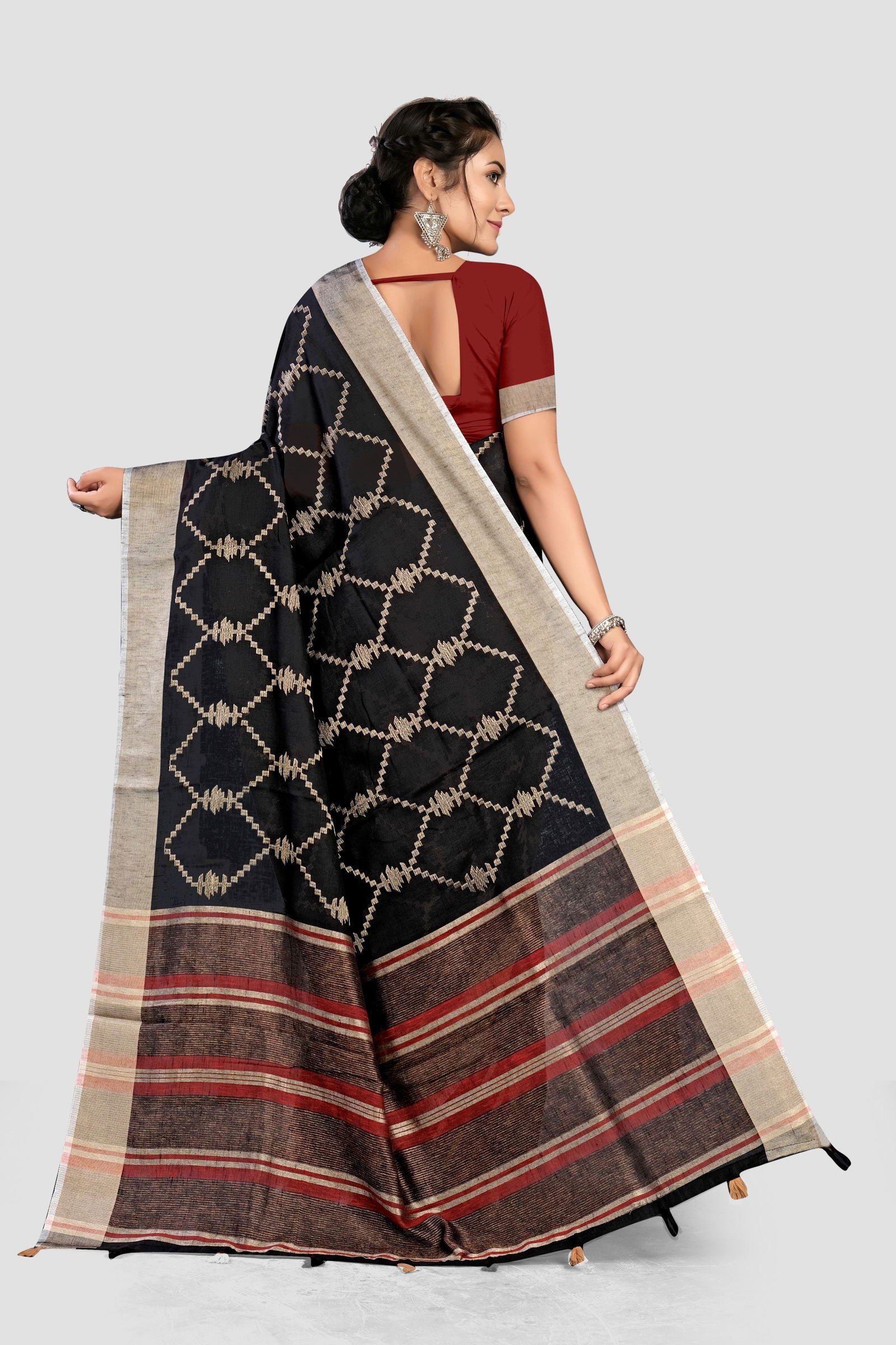 Black Thread and Zariwork Linen Saree - KAJREE