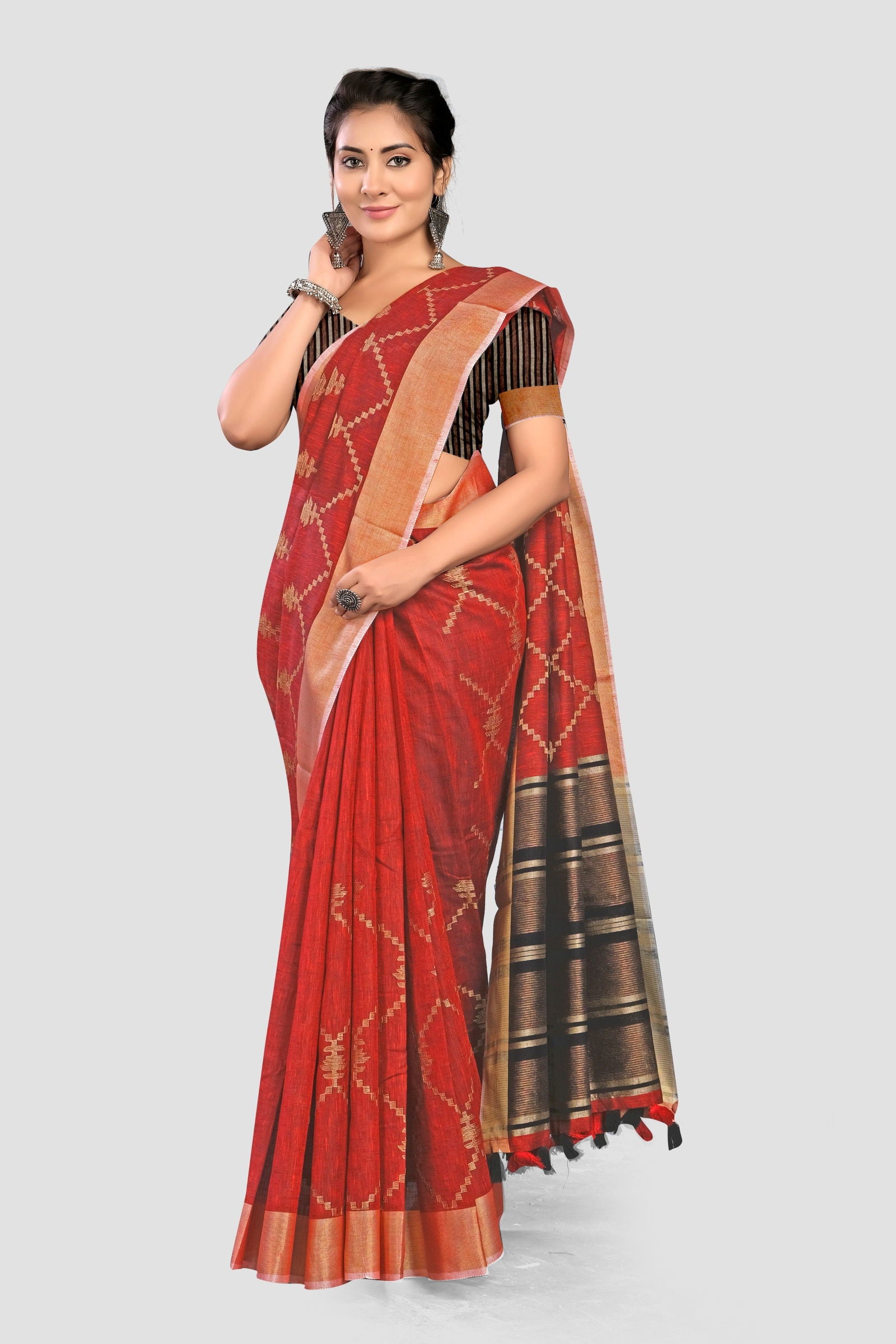 Red Thread and Zariwork Linen Saree - KAJREE