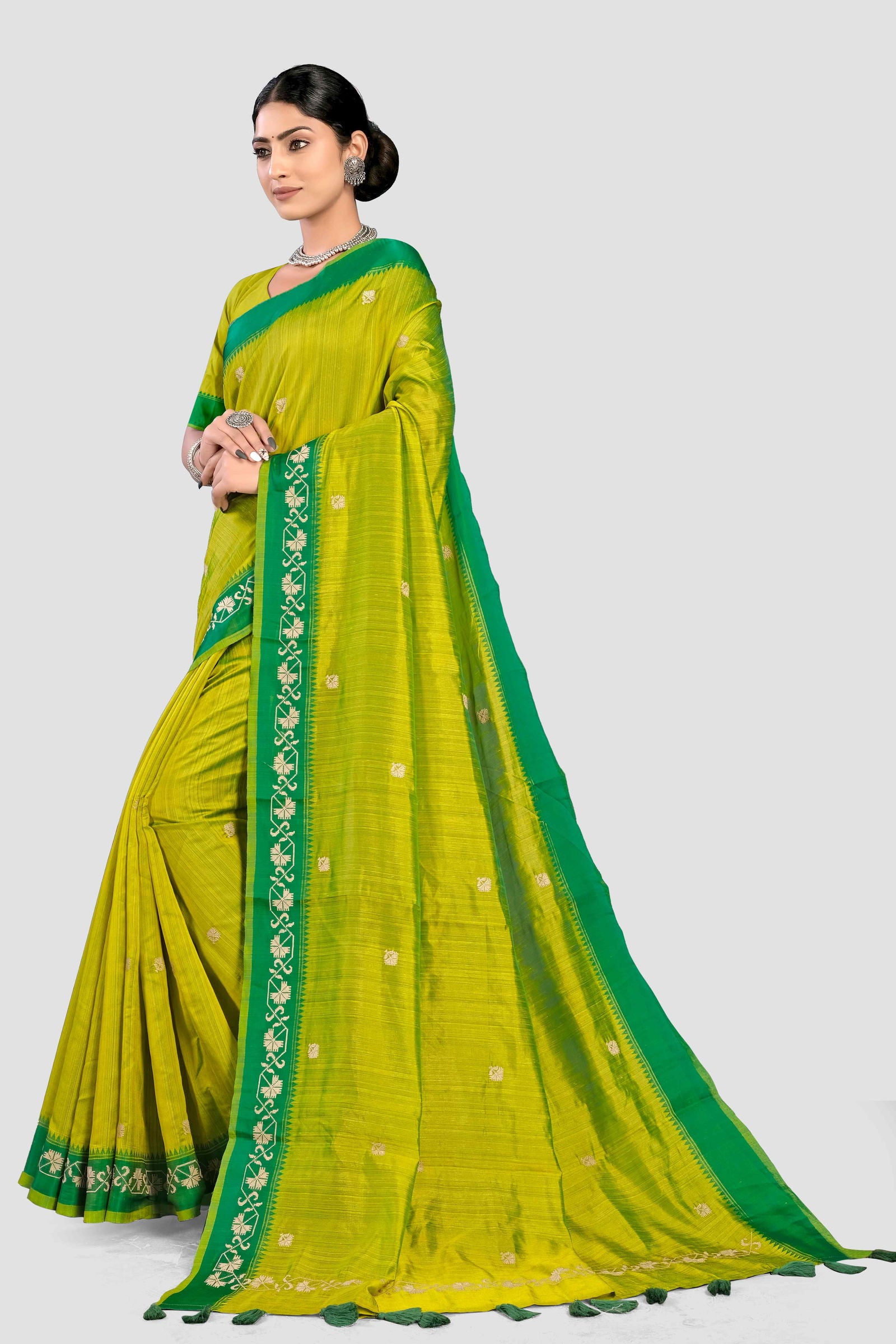 Greem Threadwork Tussar Silk Saree - KAJREE