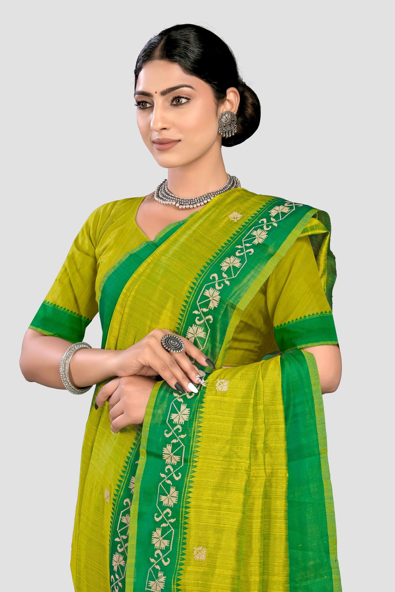 Greem Threadwork Tussar Silk Saree - KAJREE
