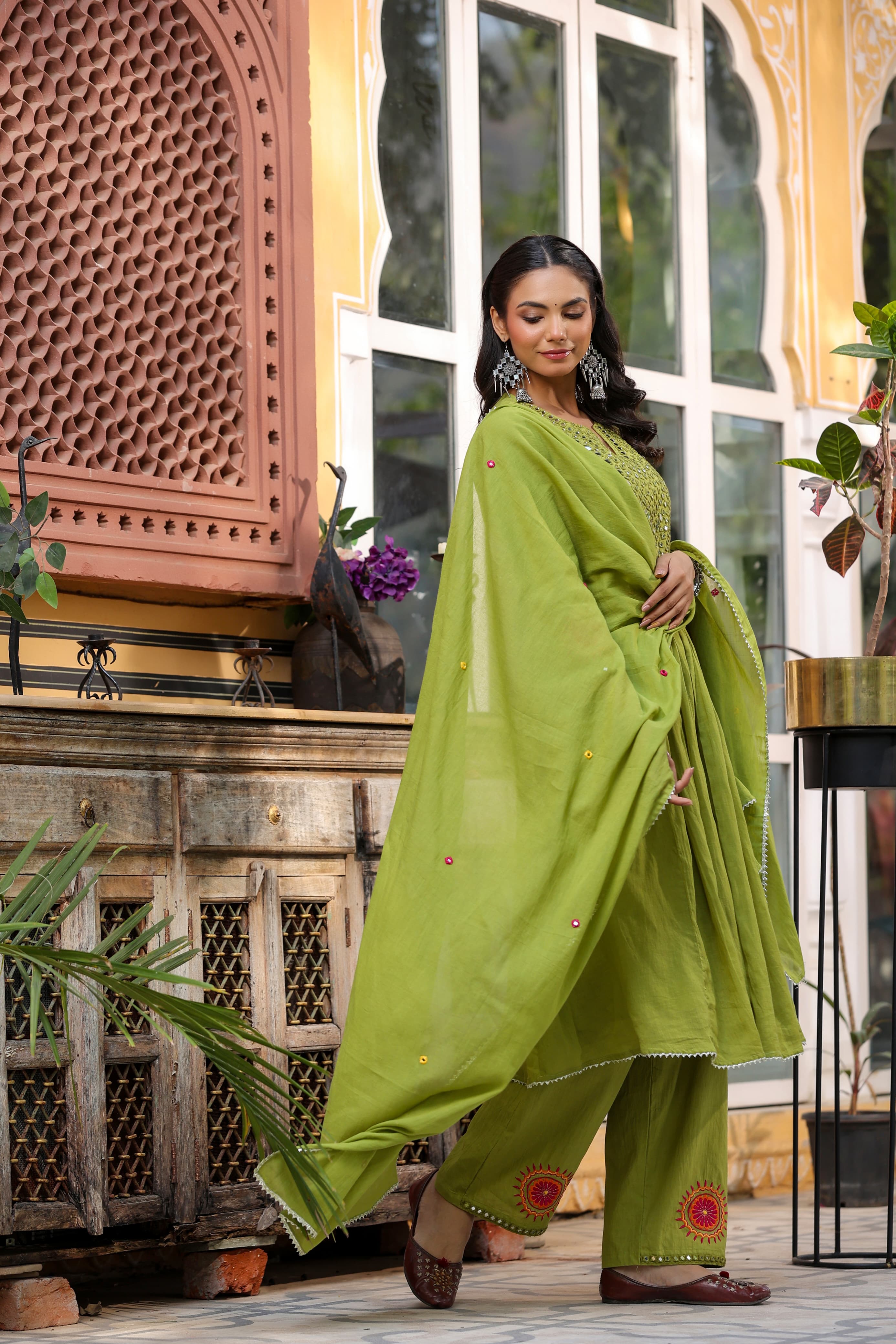 Mehendi Green Mirror work cotton kurta set - Kajree 