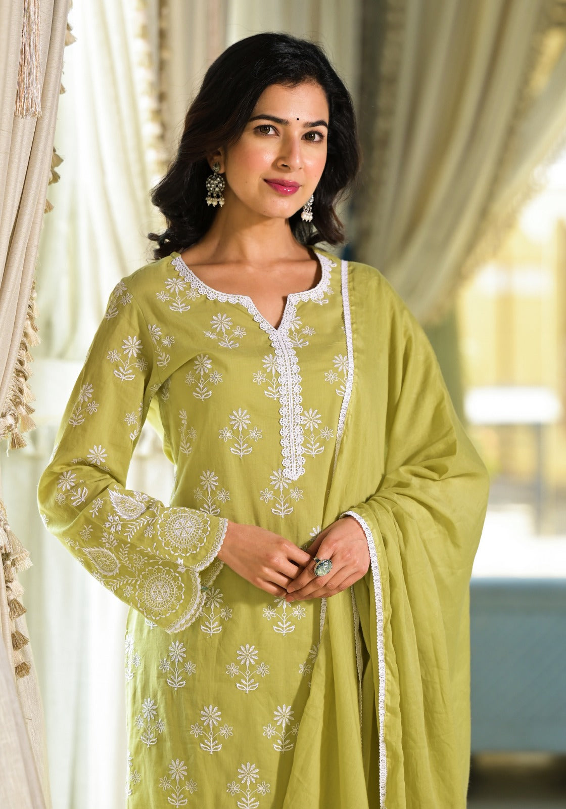 Olive green Threadwork Cotton Kurta Set 