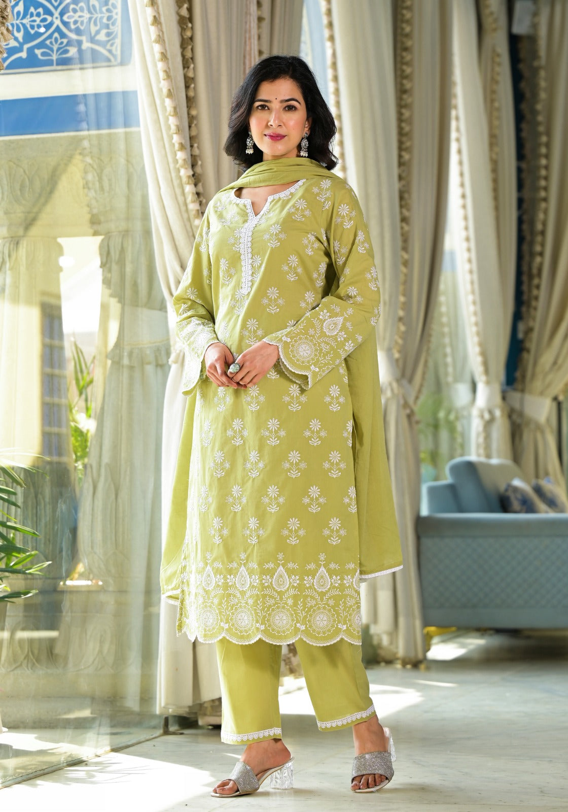 Olive green Threadwork Cotton Kurta Set 