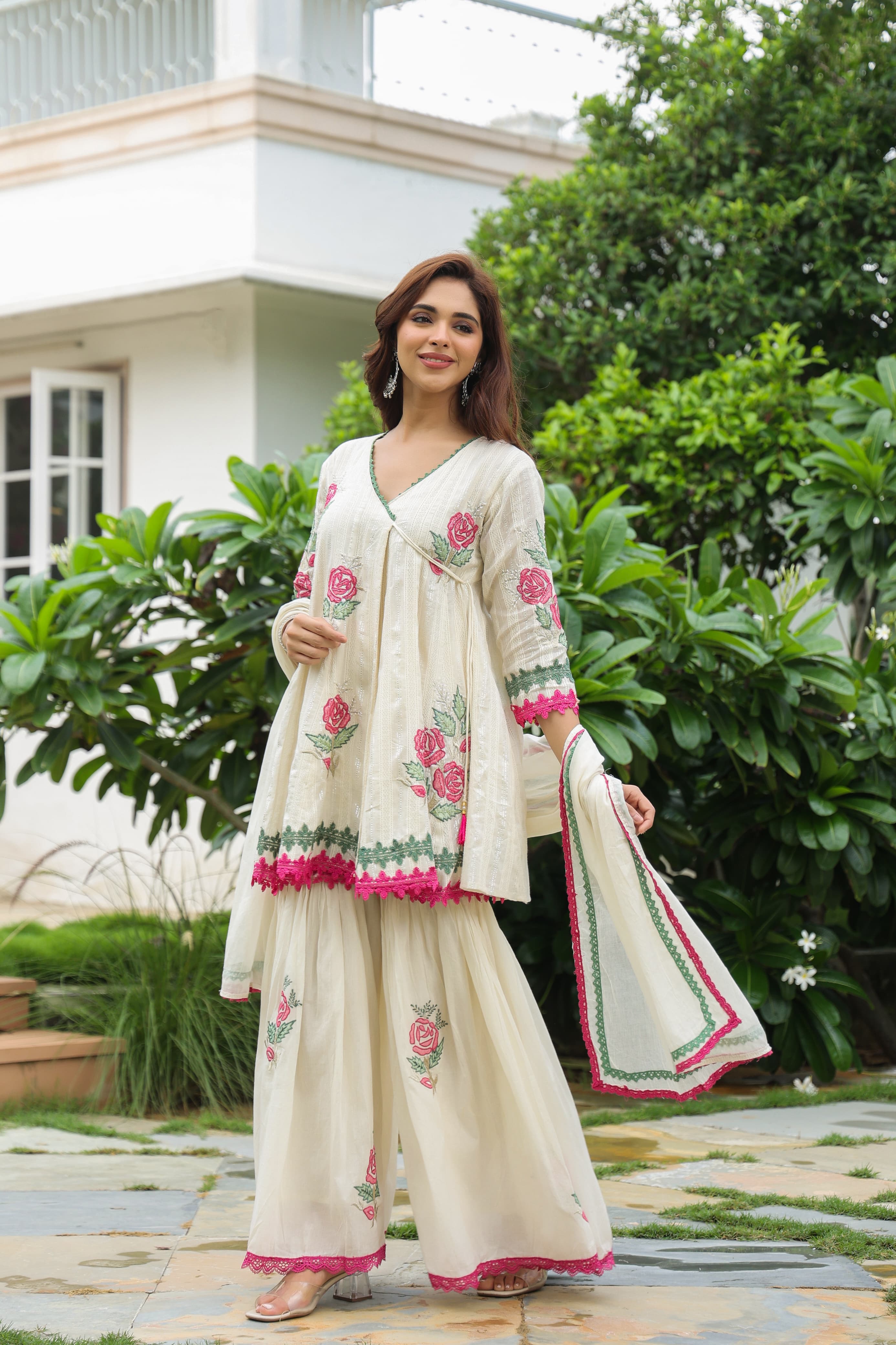 Off White Threadwork Cotton Kurta Set 