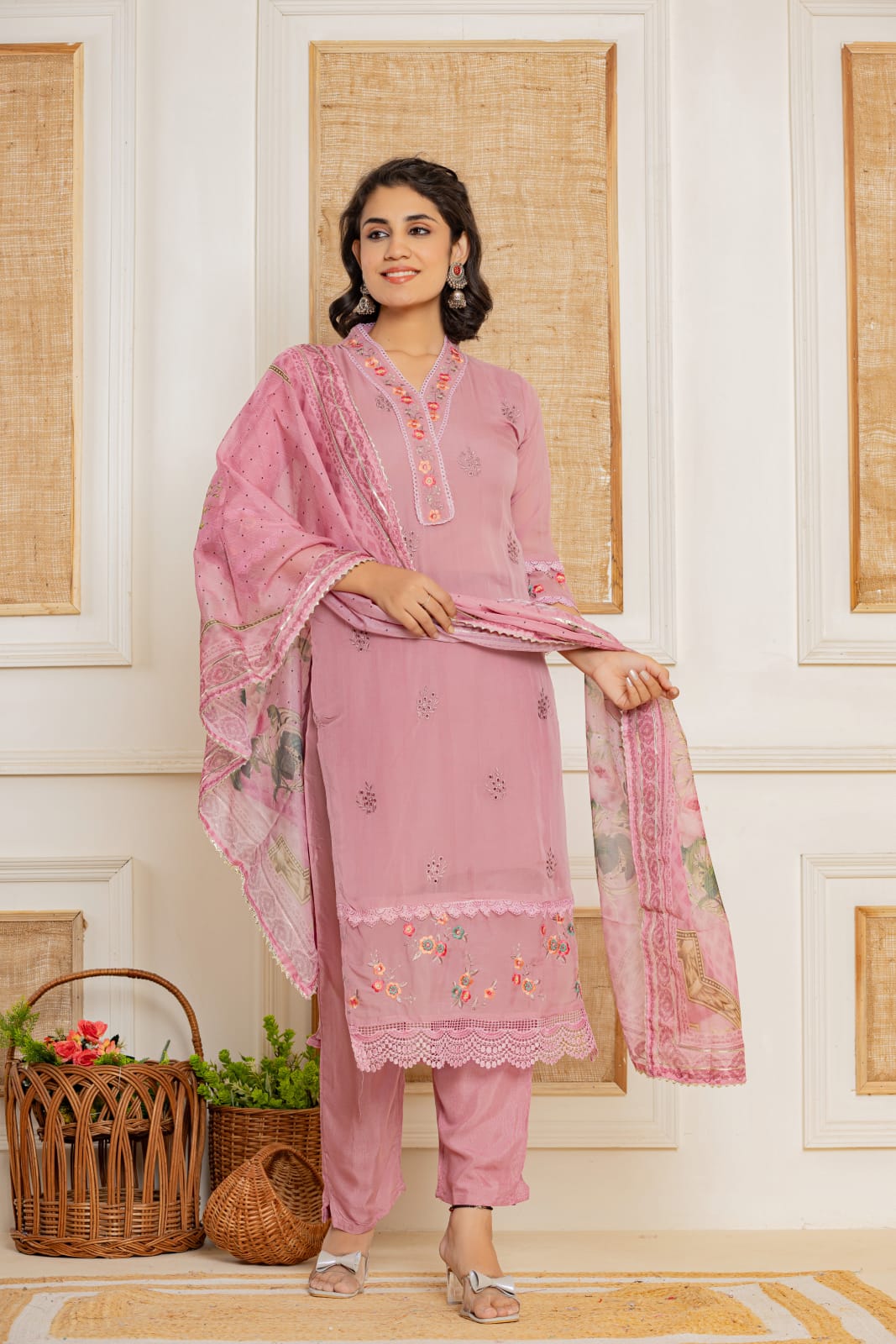 Pink Threadwork Muslin Kurta Set - KAJREE