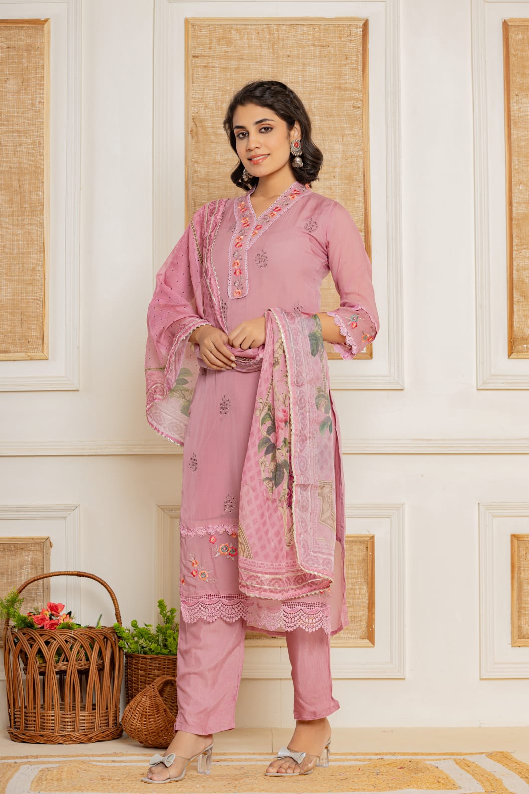 Pink Threadwork Muslin Kurta Set - KAJREE