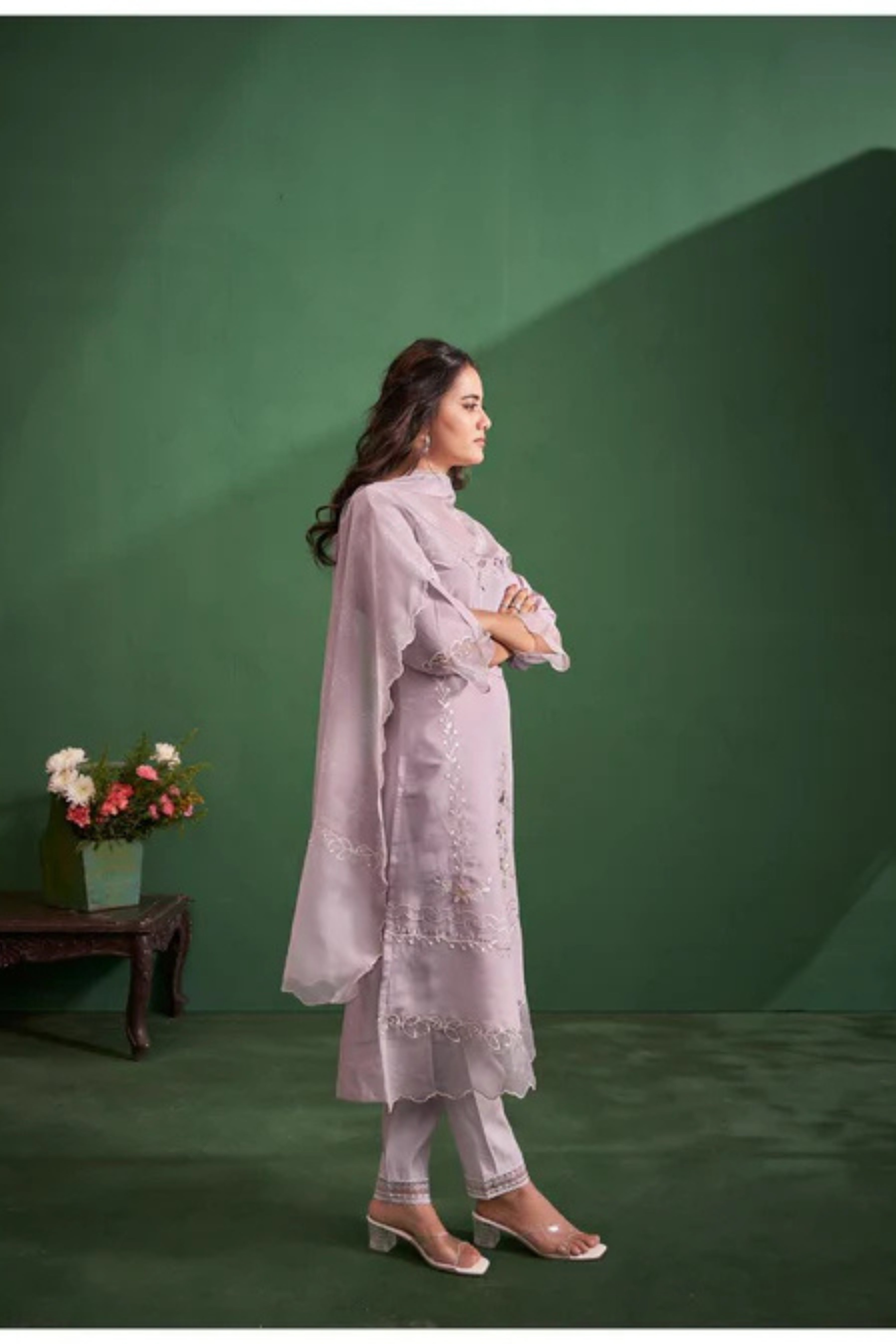 Lavender Threadwork Silk Kurta Set - Kajree