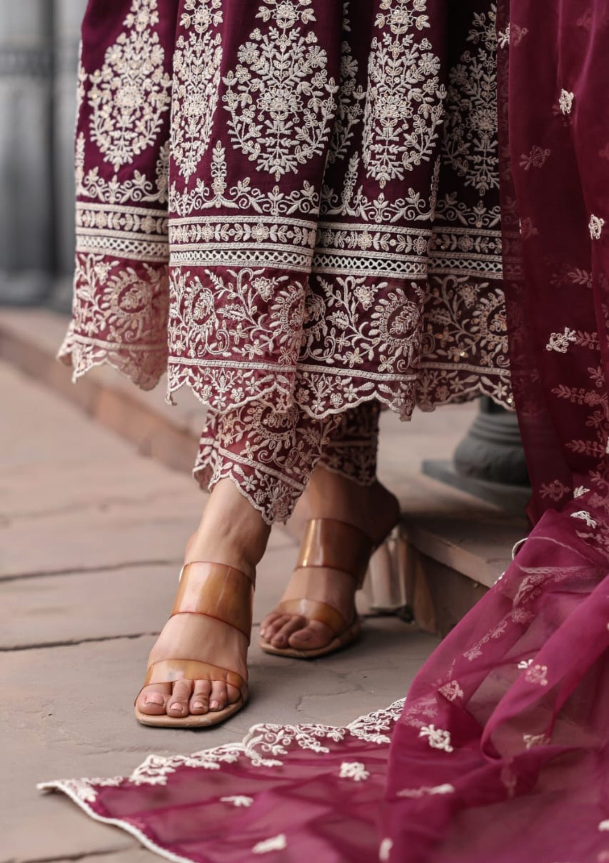 Wine Threadwork Rayon Dobby Kurta Set - KAJREE