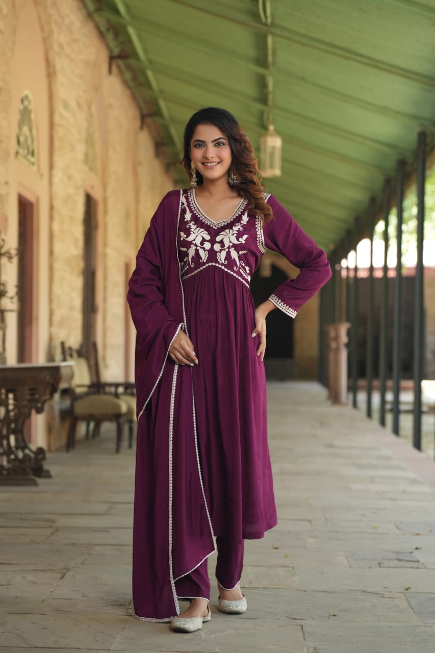 Wine Threadwork Woven Design Muslin Kurta Set - KAJREE