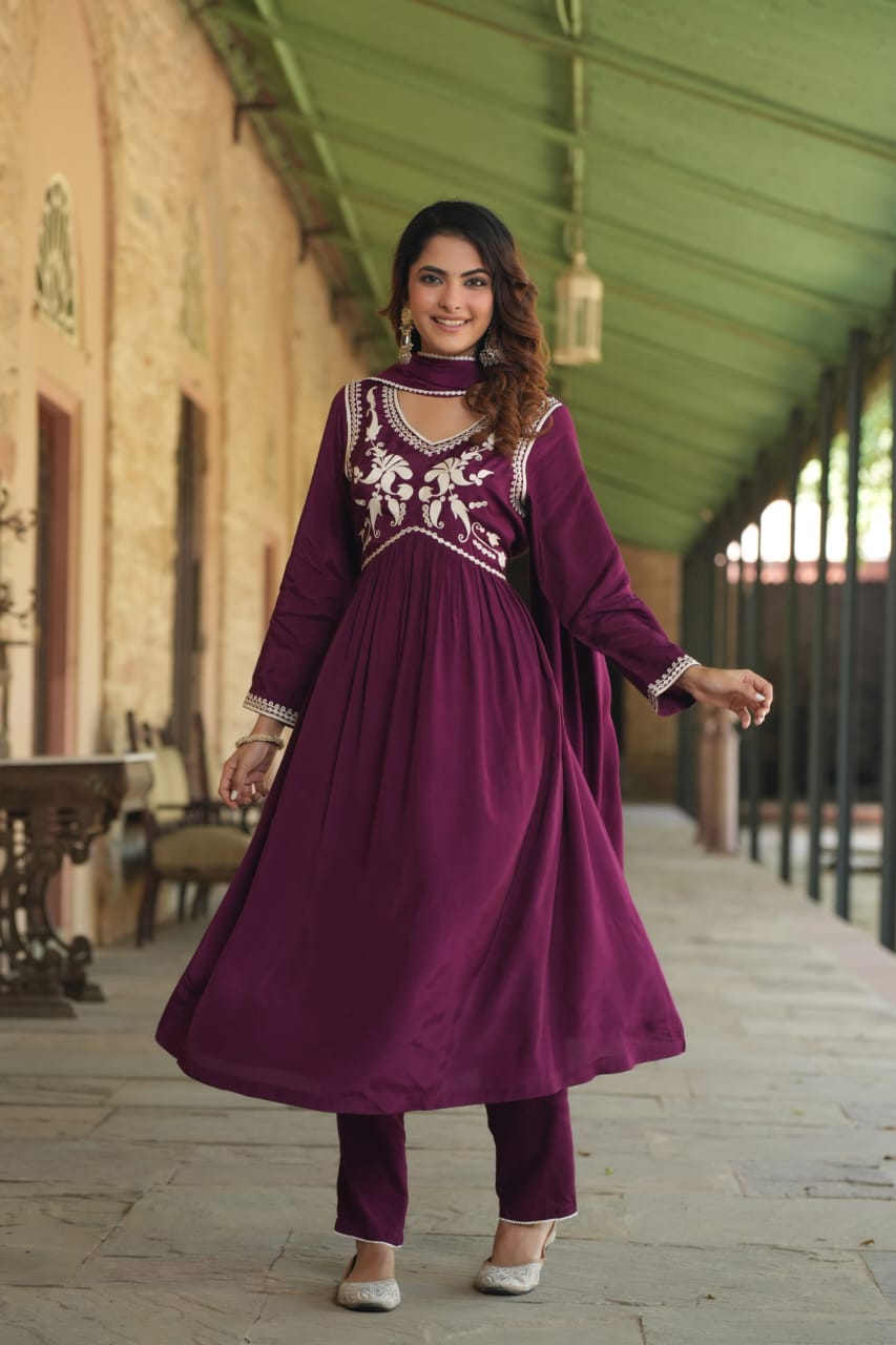 Wine Threadwork Woven Design Muslin Kurta Set - KAJREE