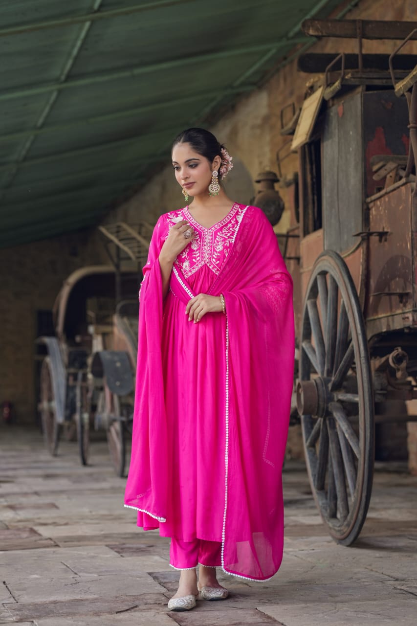 Pink Threadwork Muslin Kurta Set - KAJREE