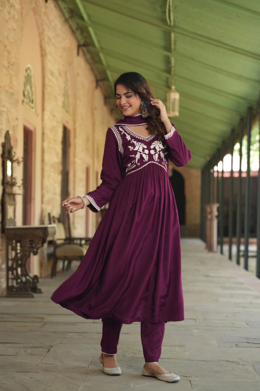 Wine Threadwork Woven Design Muslin Kurta Set - KAJREE